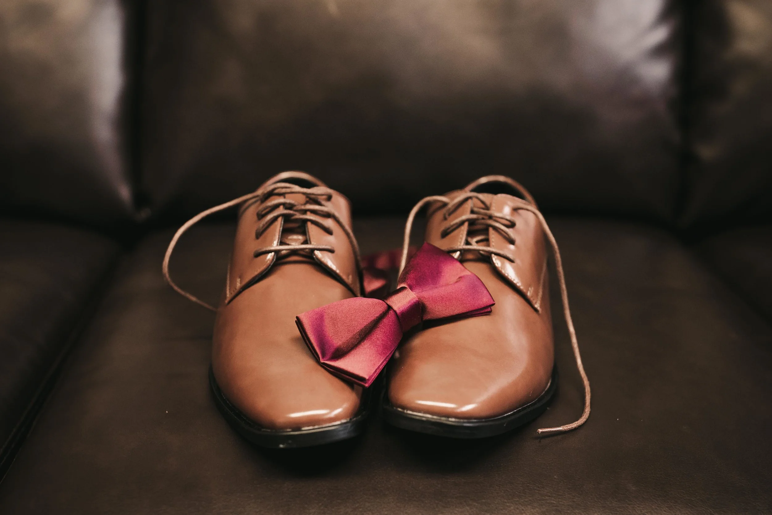 Brooke&Andrew-SneakPeekBLOG-10.jpg