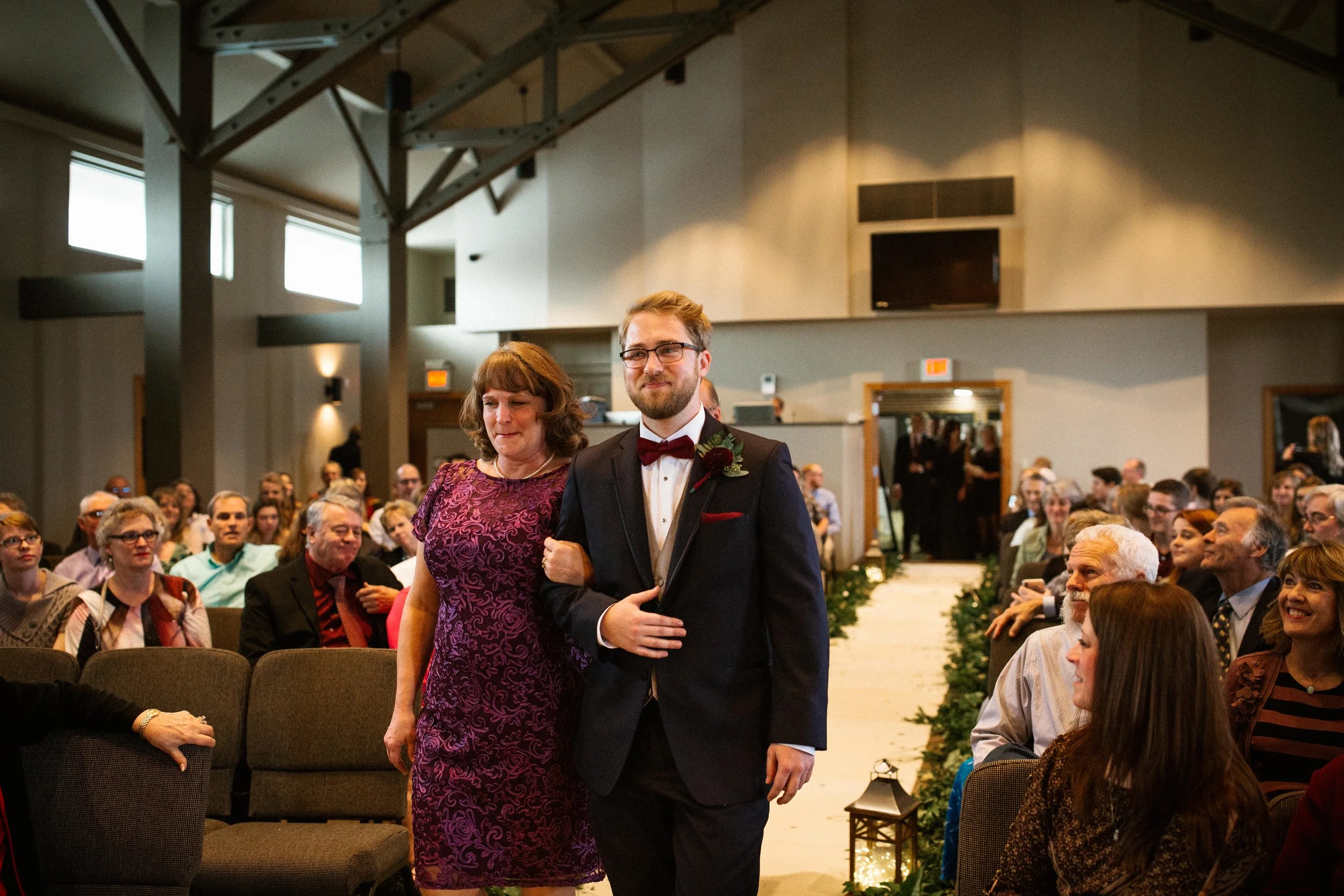Brooke&Andrew-SneakPeekBLOG-31.jpg