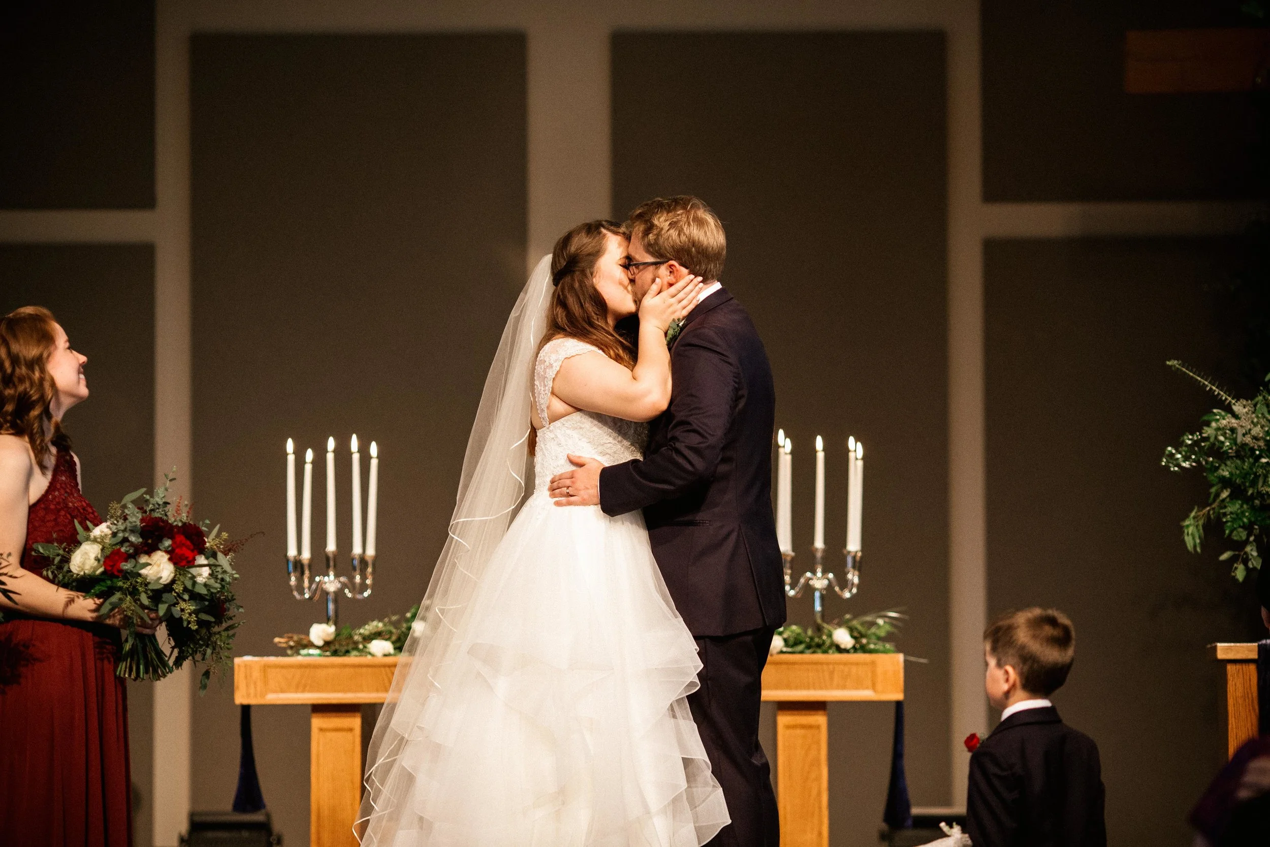 Brooke&Andrew-SneakPeekBLOG-44.jpg