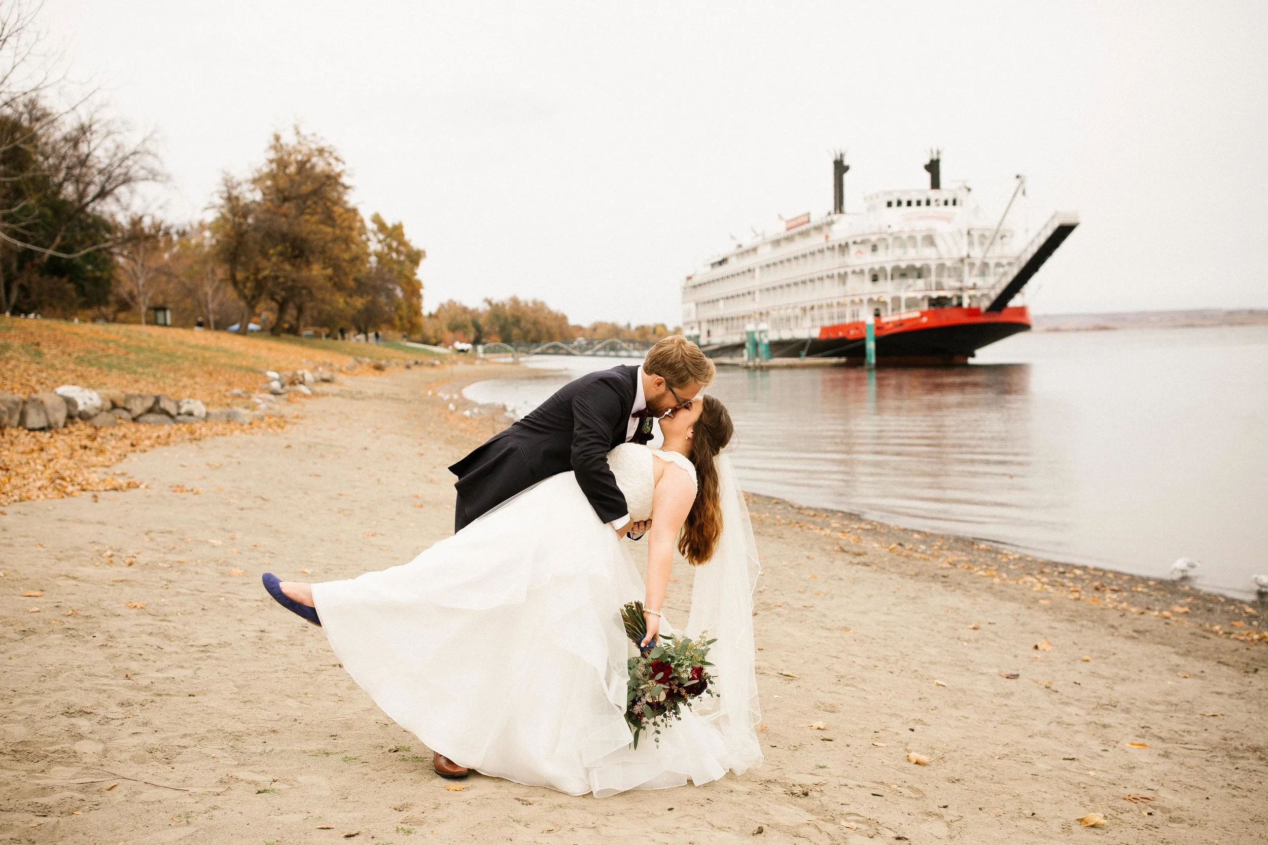 Brooke&Andrew-SneakPeekBLOG-72.jpg