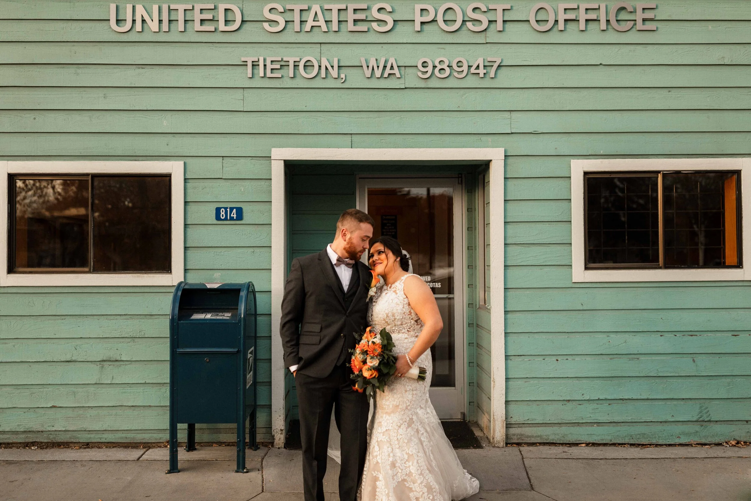 Lili + Tony Warm, Rustic, and Romantic Fall Wedding Yakima, WA