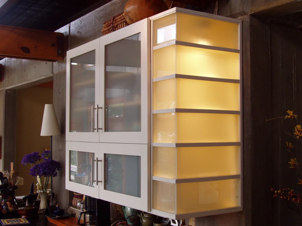 cabinet detail.jpg