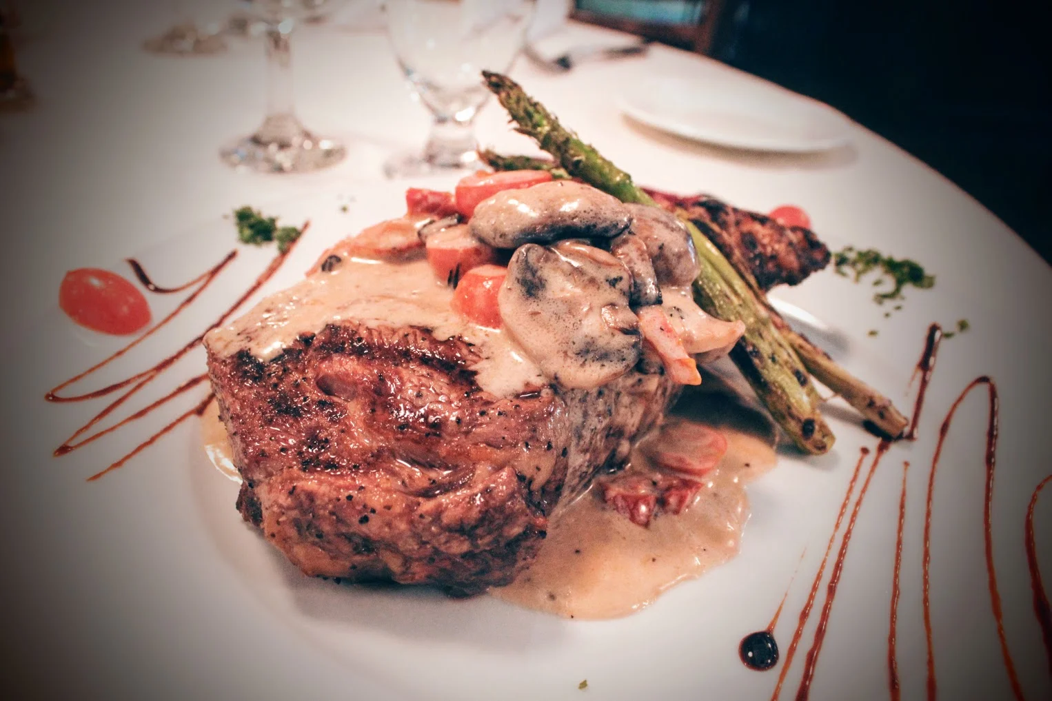 Lakeside Restaurant and Bar in Wayne NJ