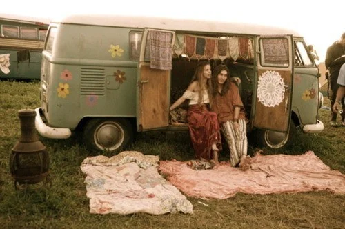 "Breadloaf, was popular in various countries, because the bus resembles a loaf of bread."