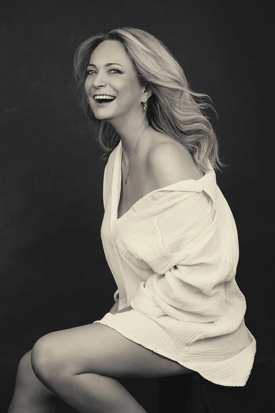 empowering-photoshoot-for-women-studio-london-maidenhead.jpg