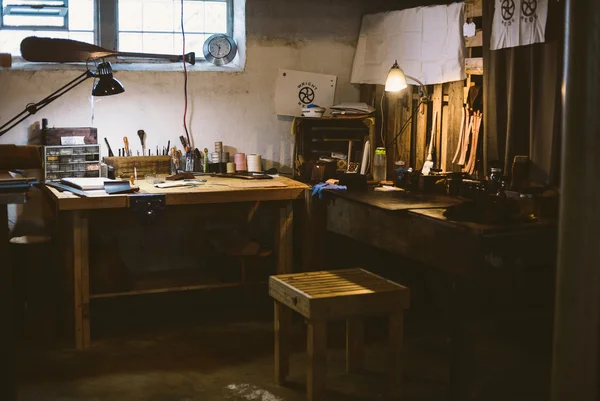 Alternate Realities: The Dangers of Social Media for a Fledgling Business