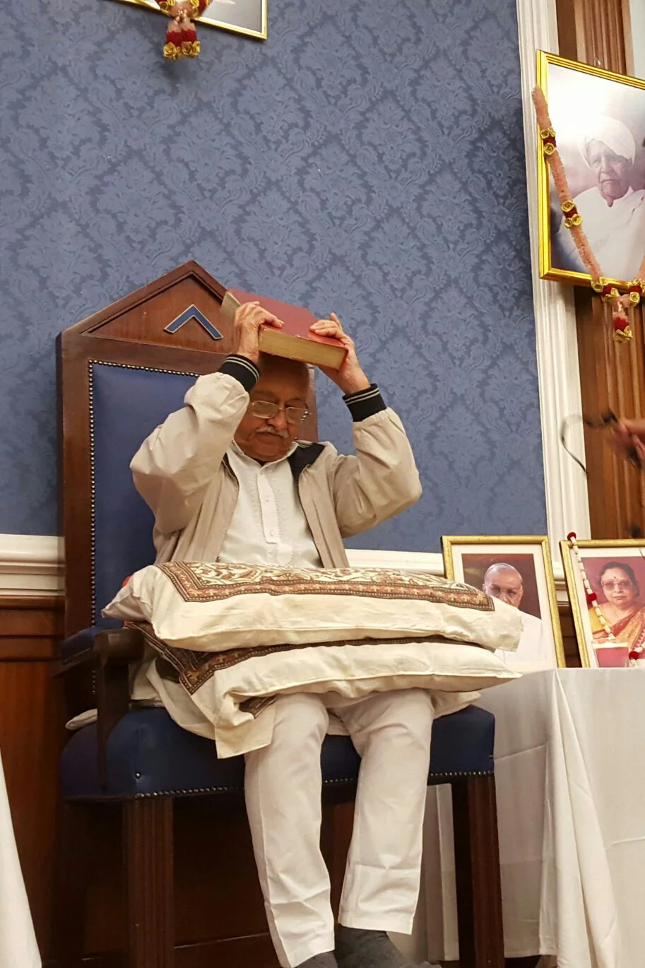 Devotion to the Source: Param Krupaludev Shrimad Rajchandra's Vachanamrut