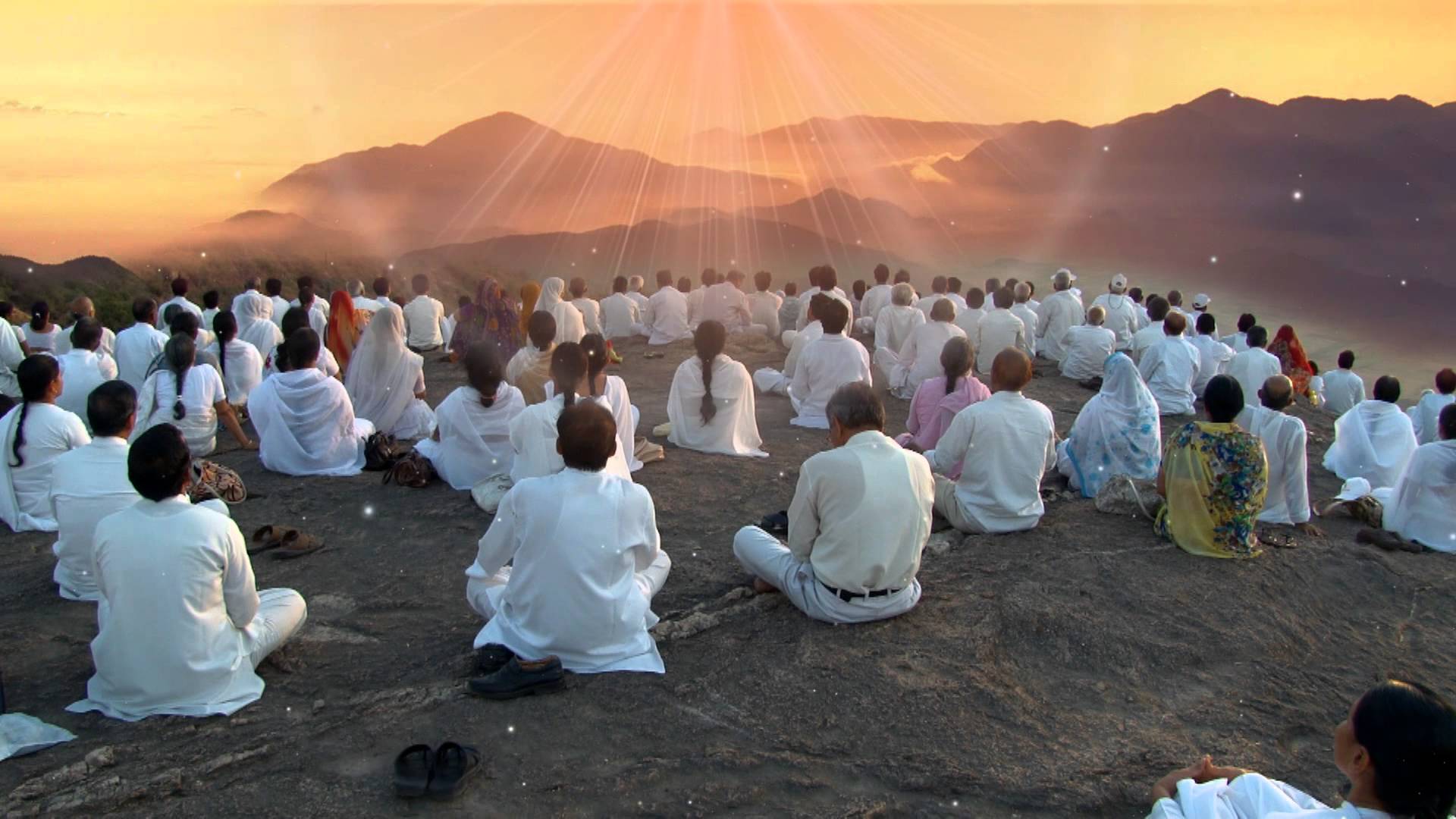 Много медитации. Брахма Кумарис секта. Коллективная медитация. Медитация группа. Религиозная секта.