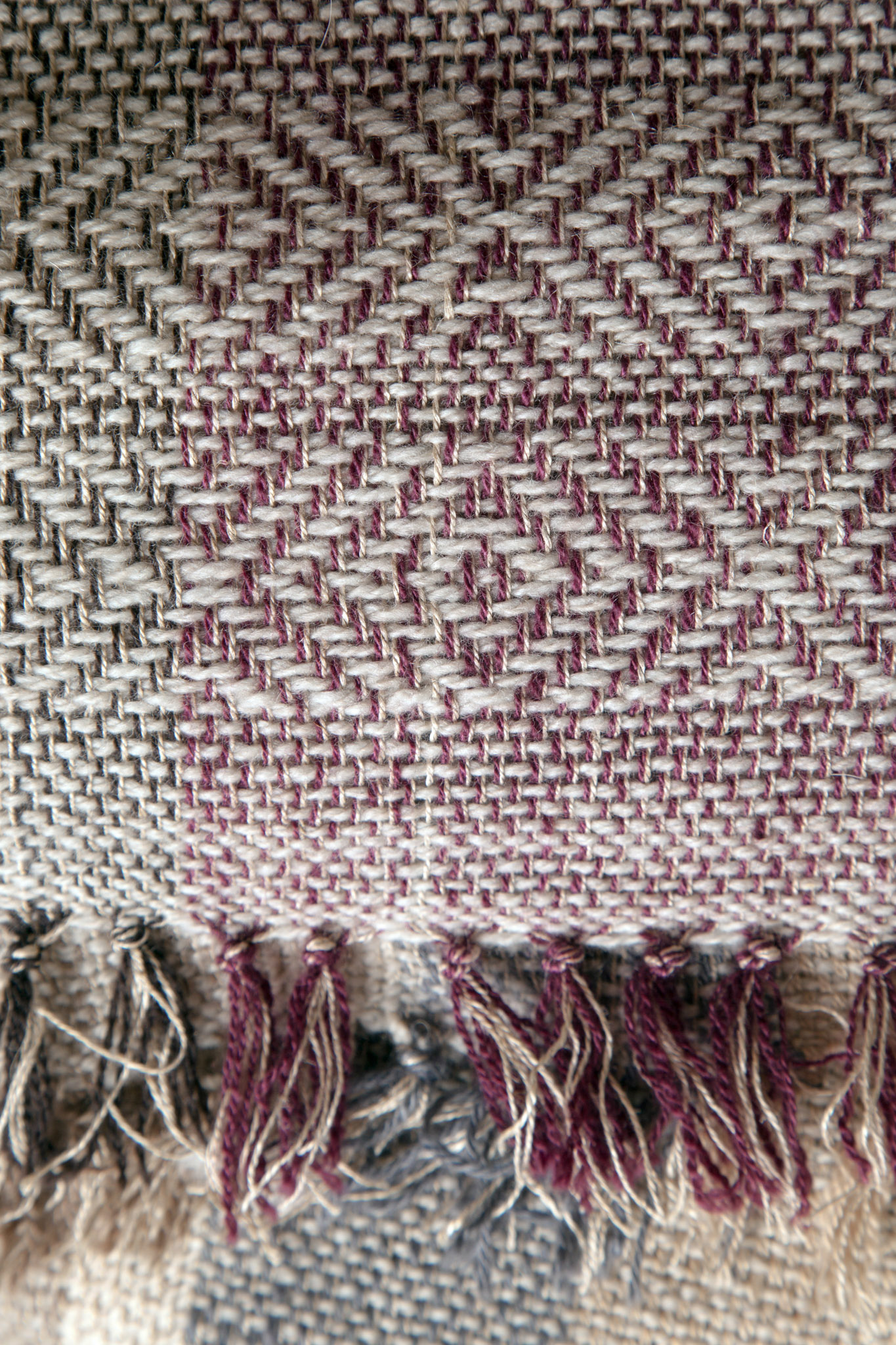 MargotHandwoven_©AkemiHiatt_WoolenDetail5.jpg