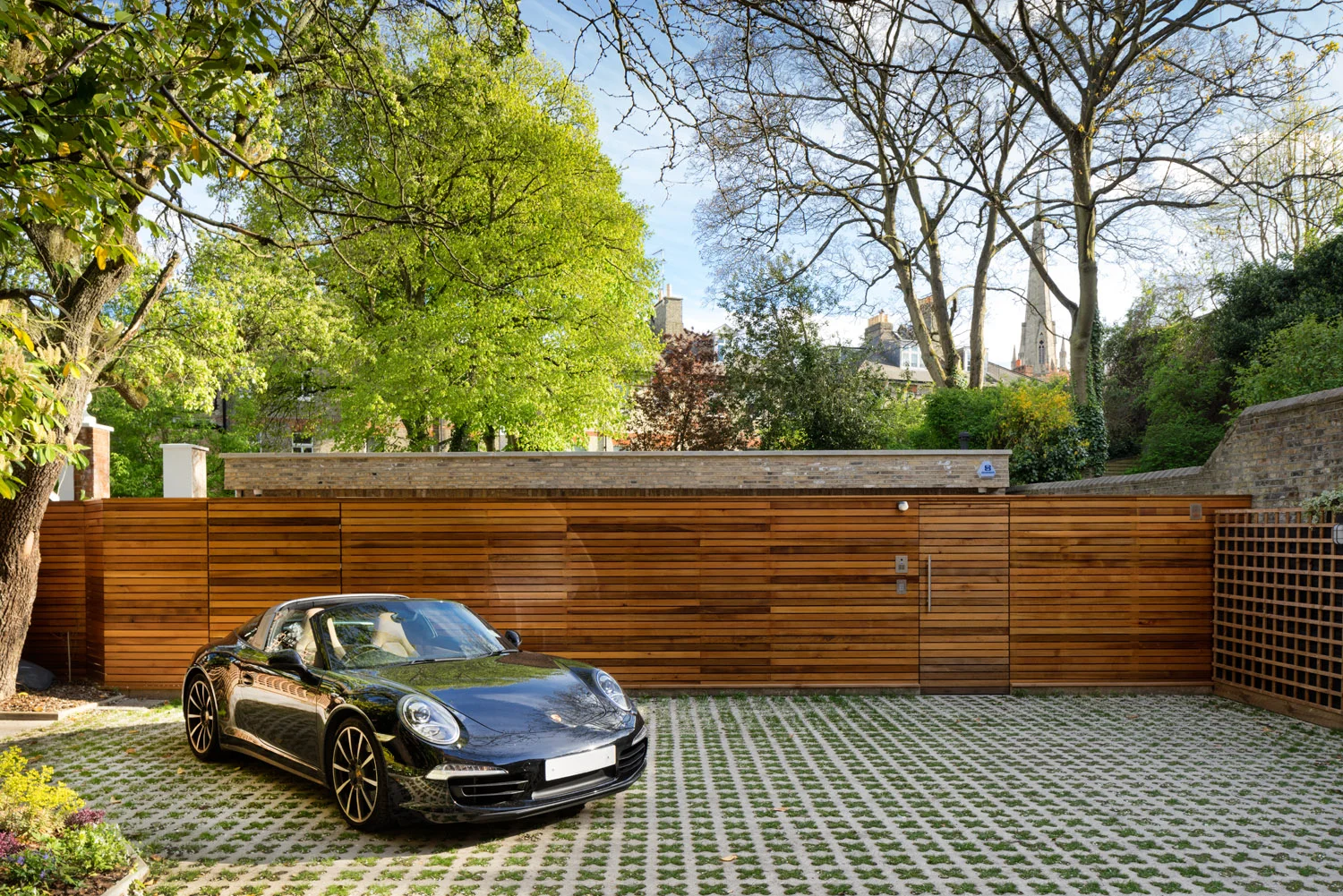 19 East Heath Road, real estate photographer, architectural Photography, architectural Photographer London,  