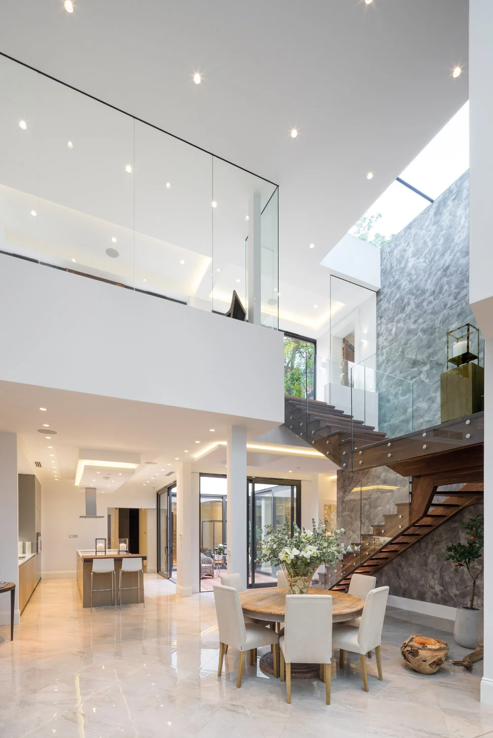  19 East Heath Road, real estate photographer, architectural Photography, architectural Photographer London,  