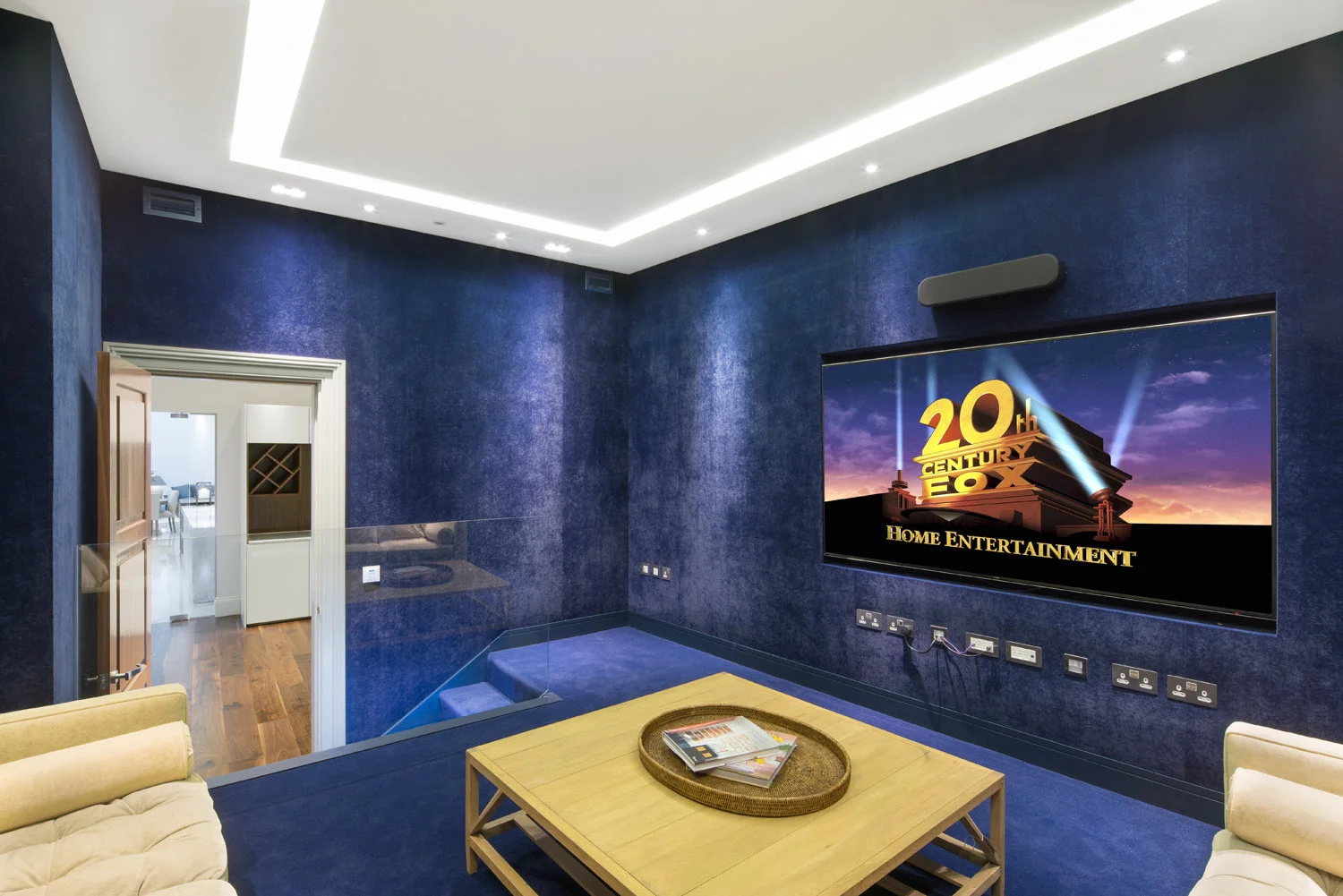  19 East Heath Road, real estate photographer, architectural Photography, architectural Photographer London,  