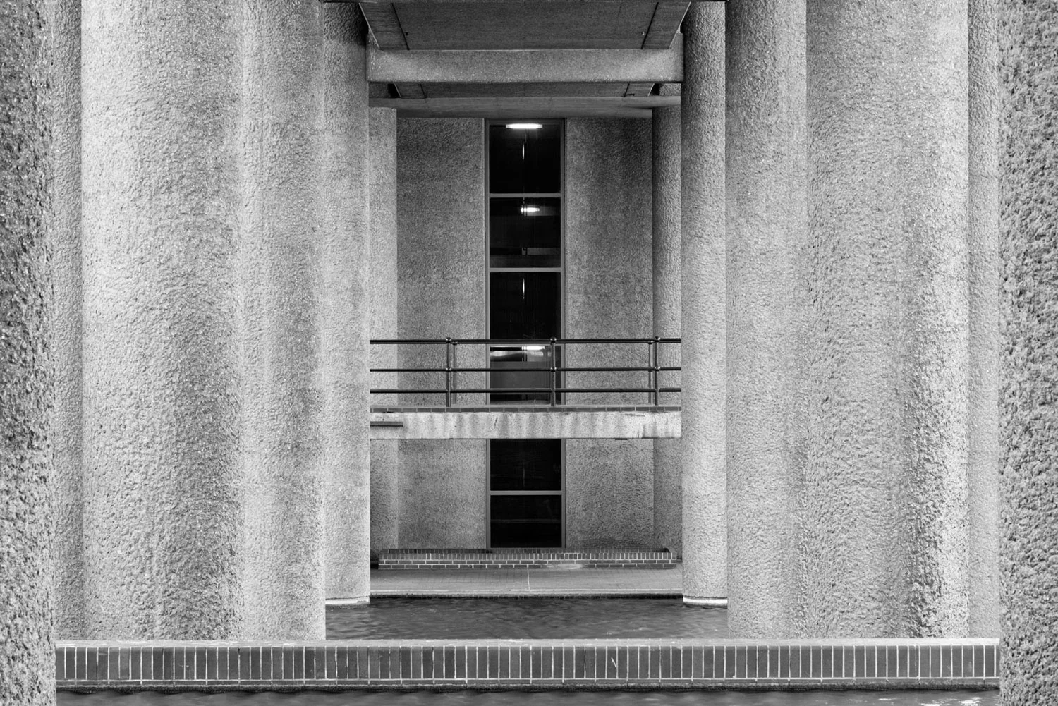  Barbican Estate by Architectural Photographer Joas Souza 