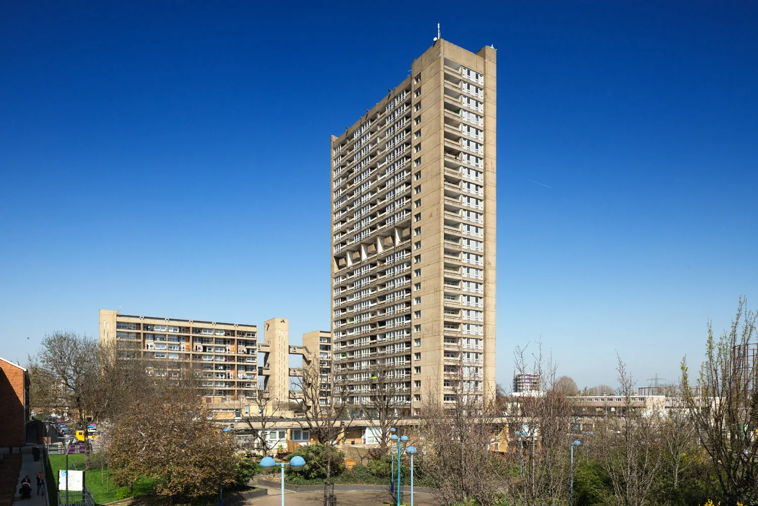 Bafron Tower by Architectural photographer Joas Souza
