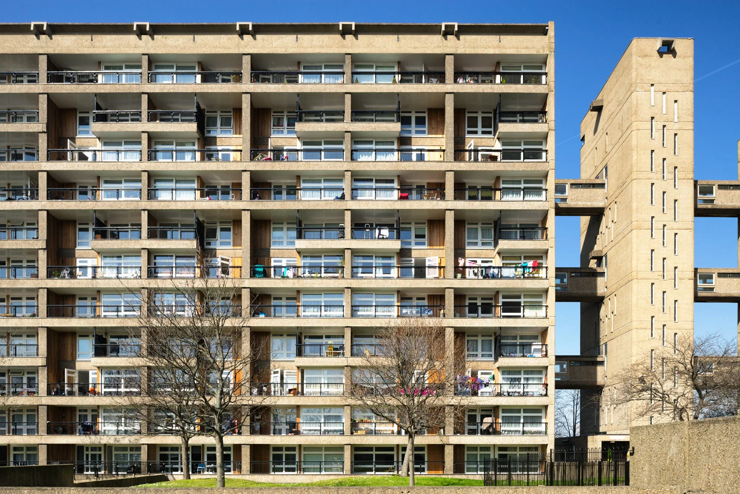 Bafron Tower by Architectural photographer Joas Souza