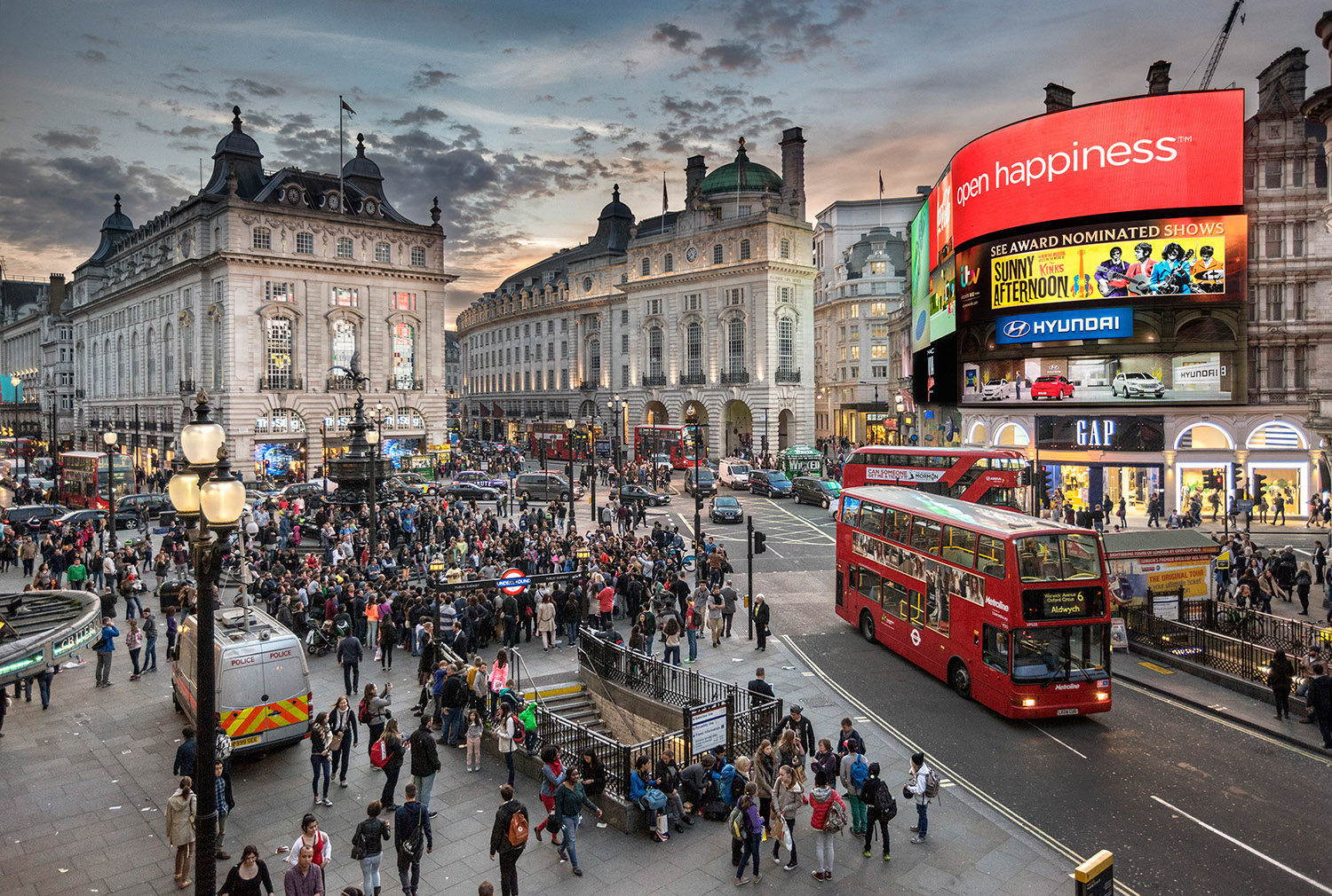 Piccadilly Circus