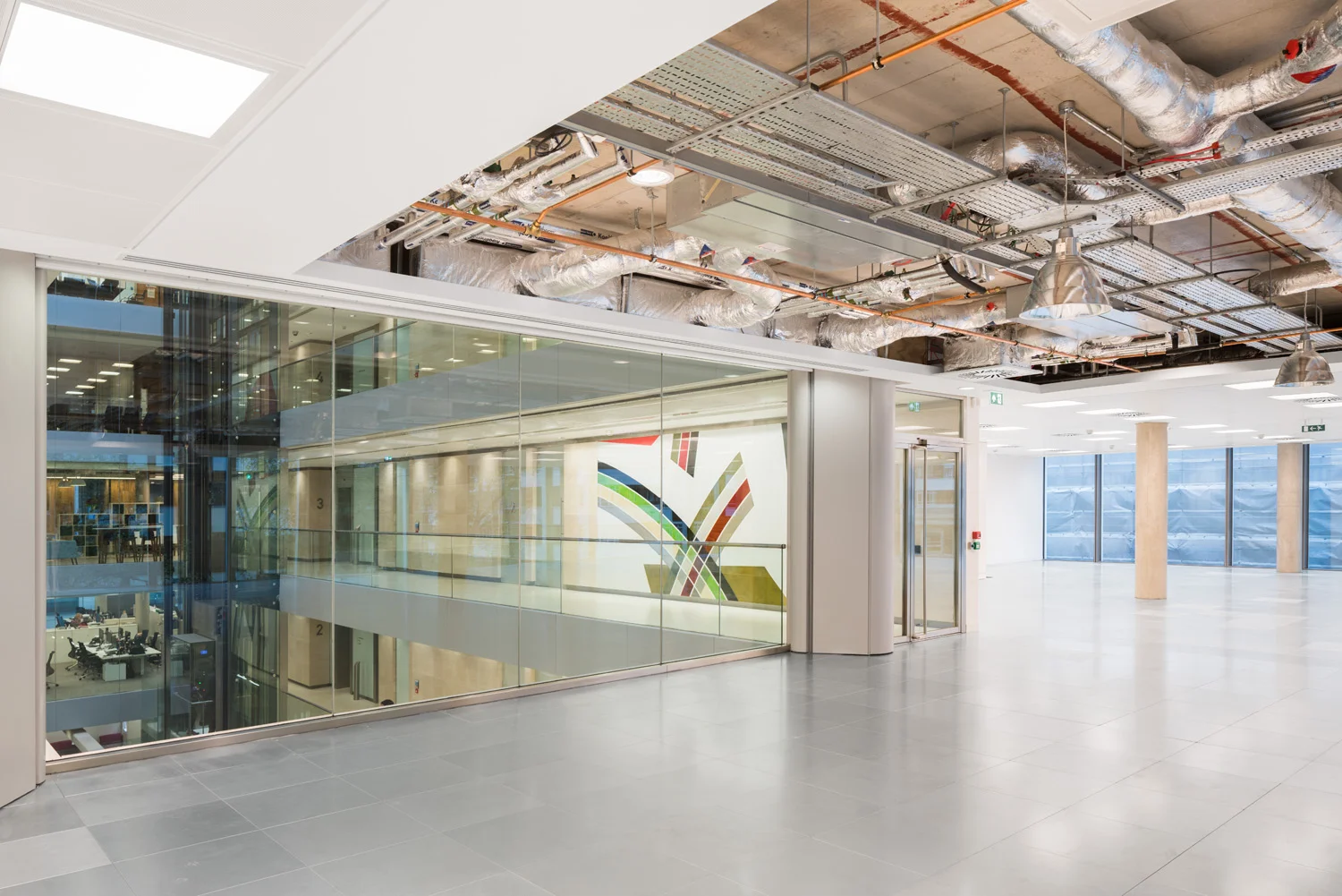 90 Whitfield Street by Joas Souza Photographer