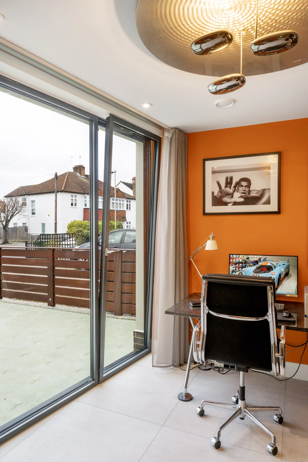 Westbury Road, New Malden, Surrey, KT3 - Photo by Joas Souza