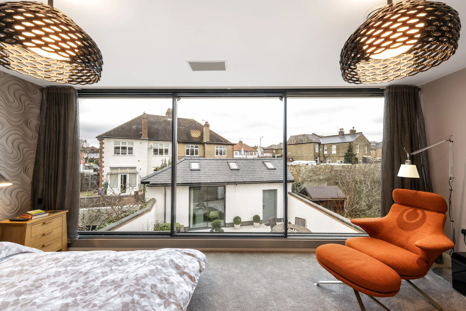 Westbury Road, New Malden, Surrey, KT3 - Photo by Joas Souza