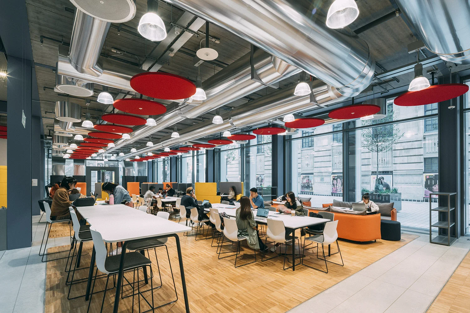  Rogers Stirk Harbour + Partners,  Centre Buildings Redevelopment at The London School of Economics (LSE) - Photography by Joas Souza 