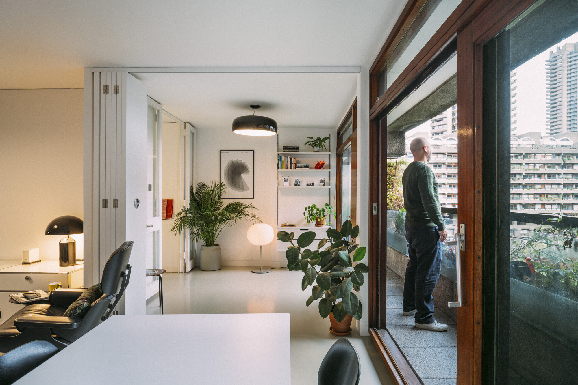  Barbican Estate Flat Interior by Joas Souza Photographer 