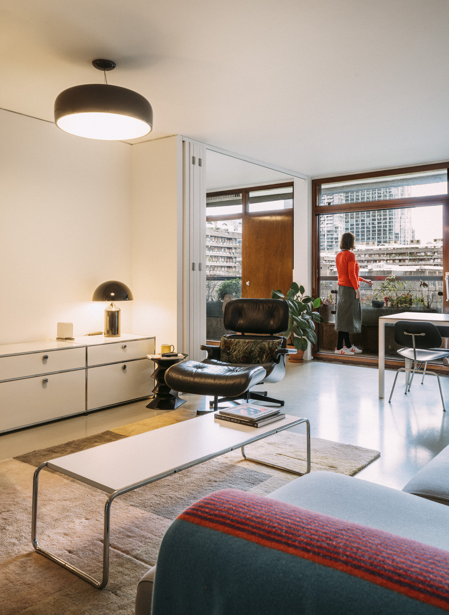  Barbican Estate Flat Interior by Joas Souza Photographer 