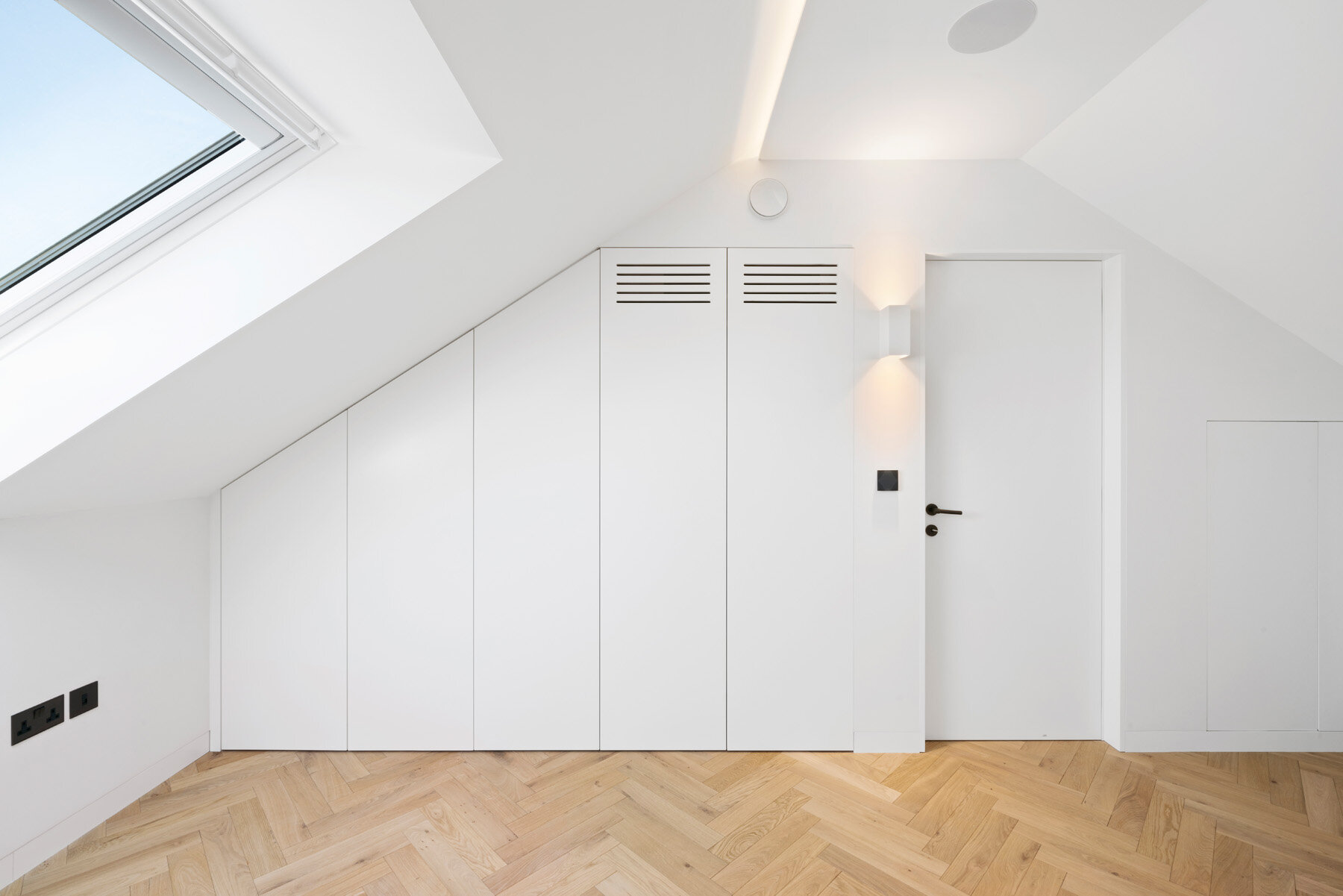  73 Uphill Road, Mill Hill, NW7 4PT, London. Client: WL Contractors. Photography by Joas Souza 