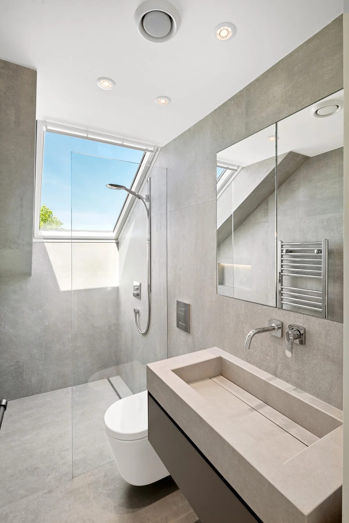  73 Uphill Road, Mill Hill, NW7 4PT, London. Client: WL Contractors. Photography by Joas Souza 