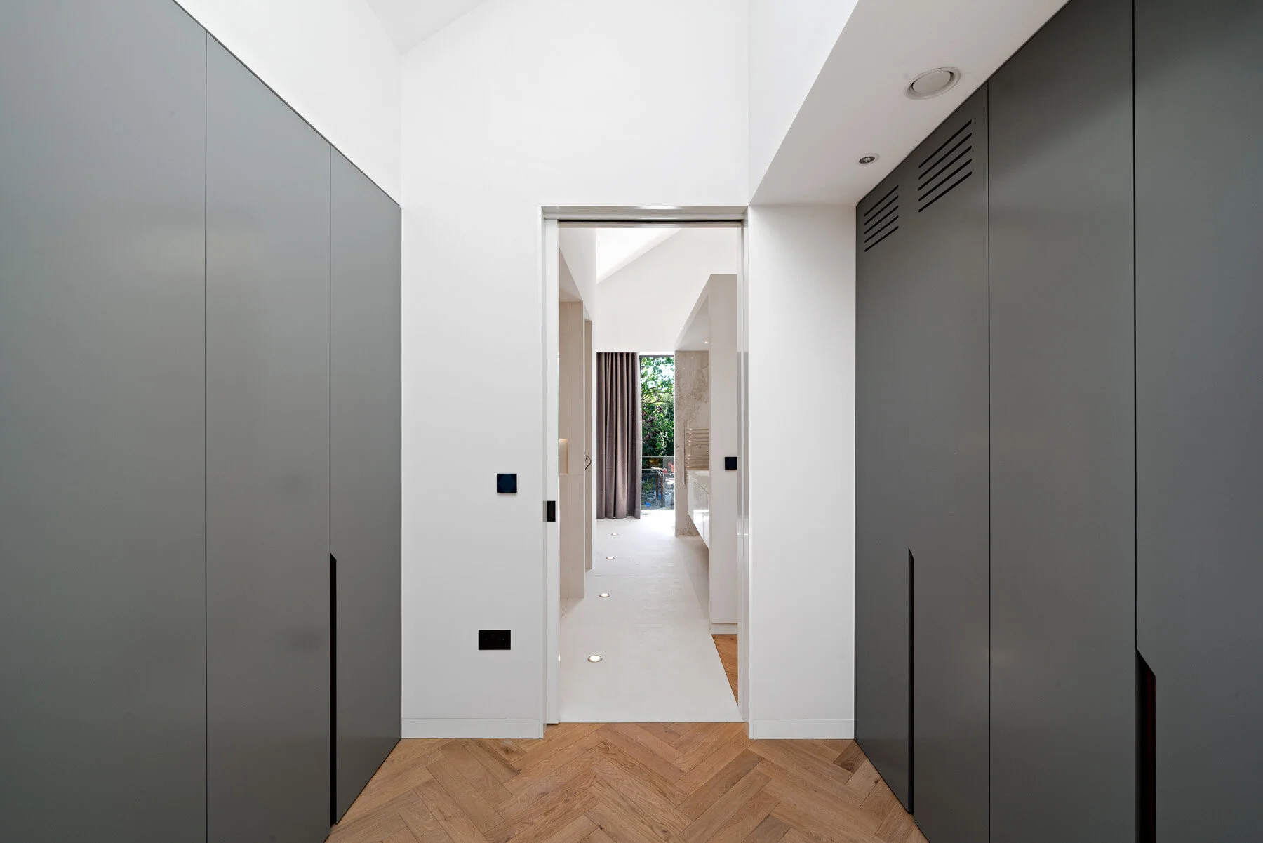  73 Uphill Road, Mill Hill, NW7 4PT, London. Client: WL Contractors. Photography by Joas Souza 