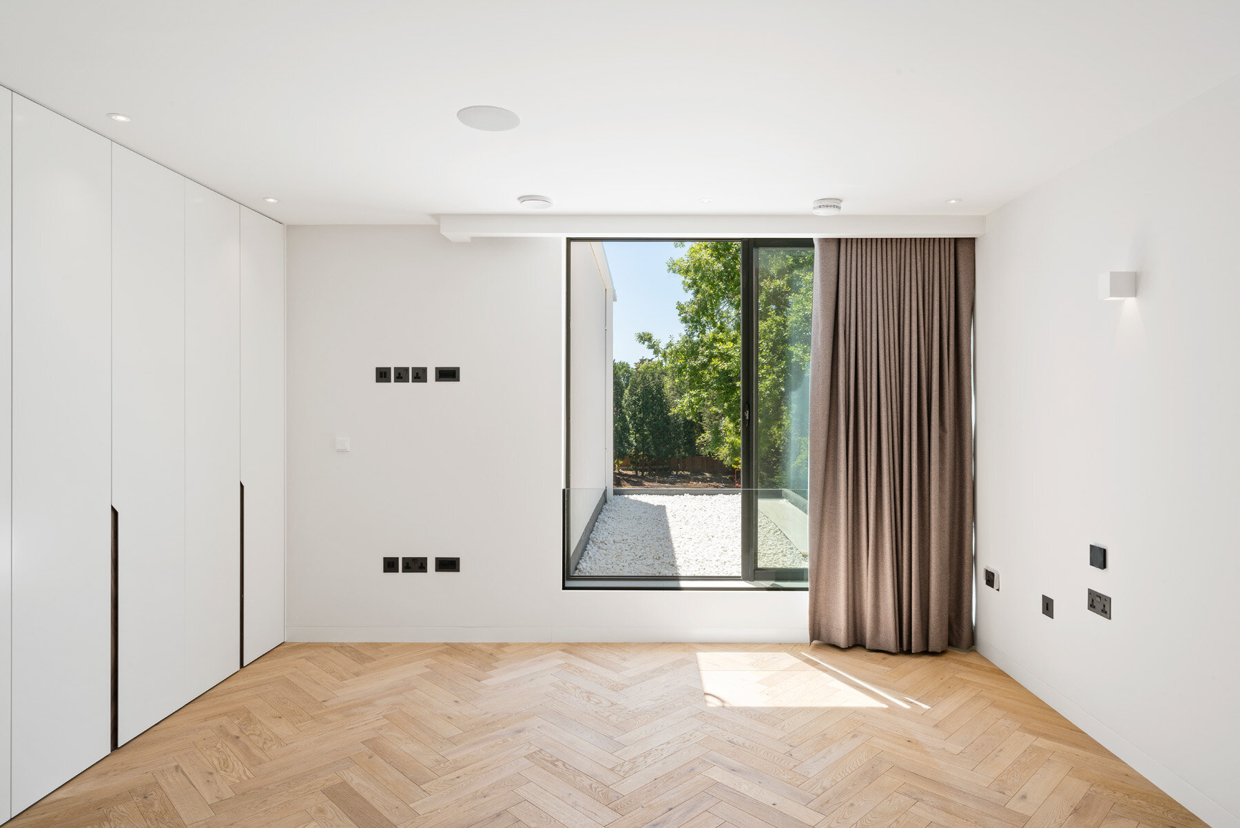  73 Uphill Road, Mill Hill, NW7 4PT, London. Client: WL Contractors. Photography by Joas Souza 