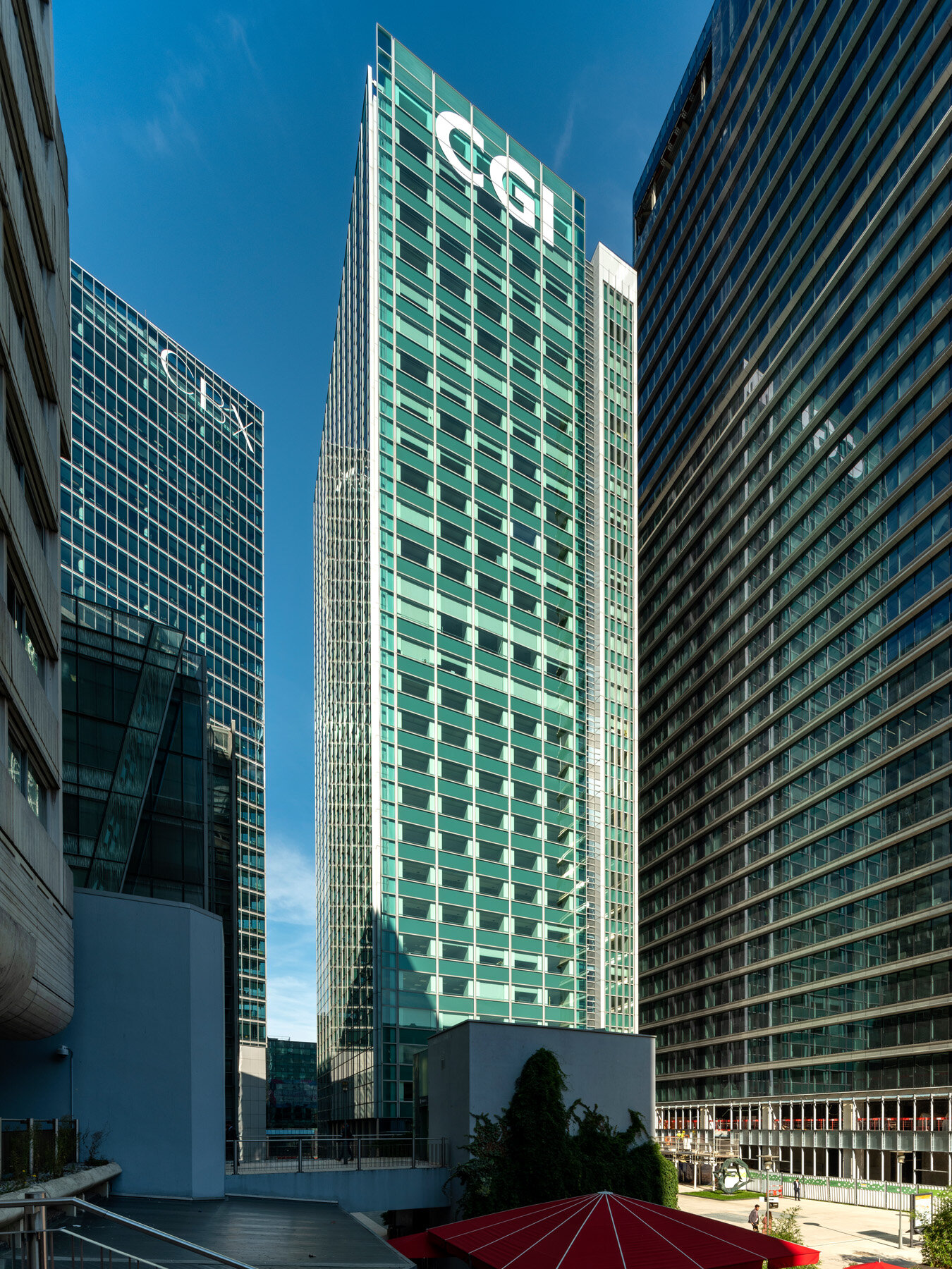  CGI Tower - 17 Place des Reflets,Courbevoie, France. Photo by Joas Souza  