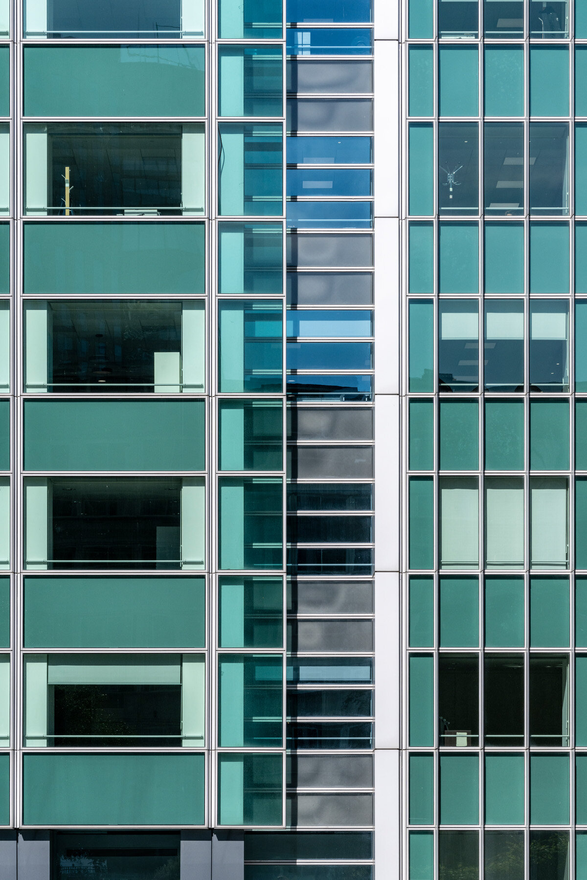  CGI Tower - 17 Place des Reflets,Courbevoie, France. Photo by Joas Souza  