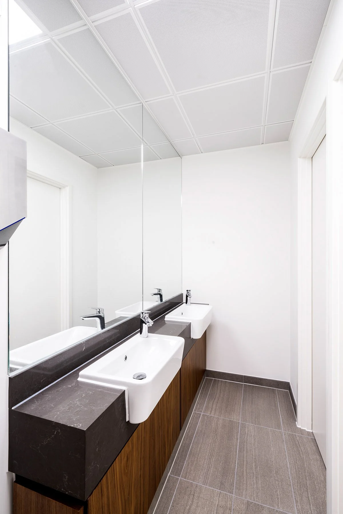 Real Estate Video Noble Harris Burdett House 1516 Buckingham