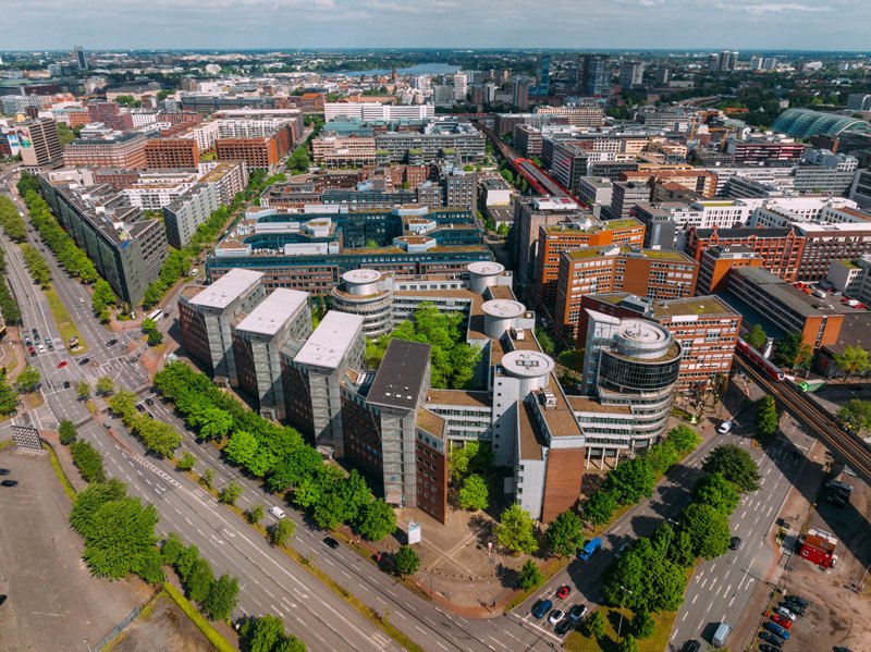  Photos of  Poseidonhaus in Amsinckstraße 63 – 71d / Nagelsweg, 20097 Hamburg. Photo by Joas Souza.  