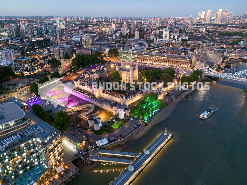  London EC3, Aug 2022, Aerial photography of the Tower of London during dusk time.  