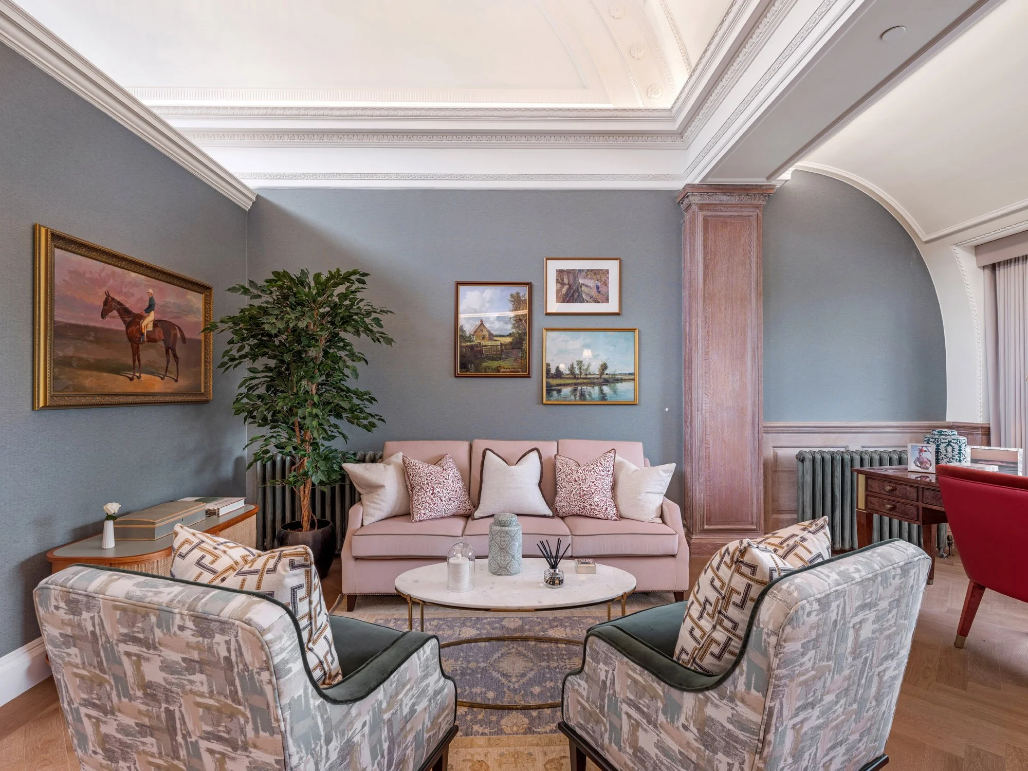  Gracing the banks of the River Thames in the heart of historic Westminster, 9 Millbank is a landmark residential address that captures the essence of British luxury and style. 