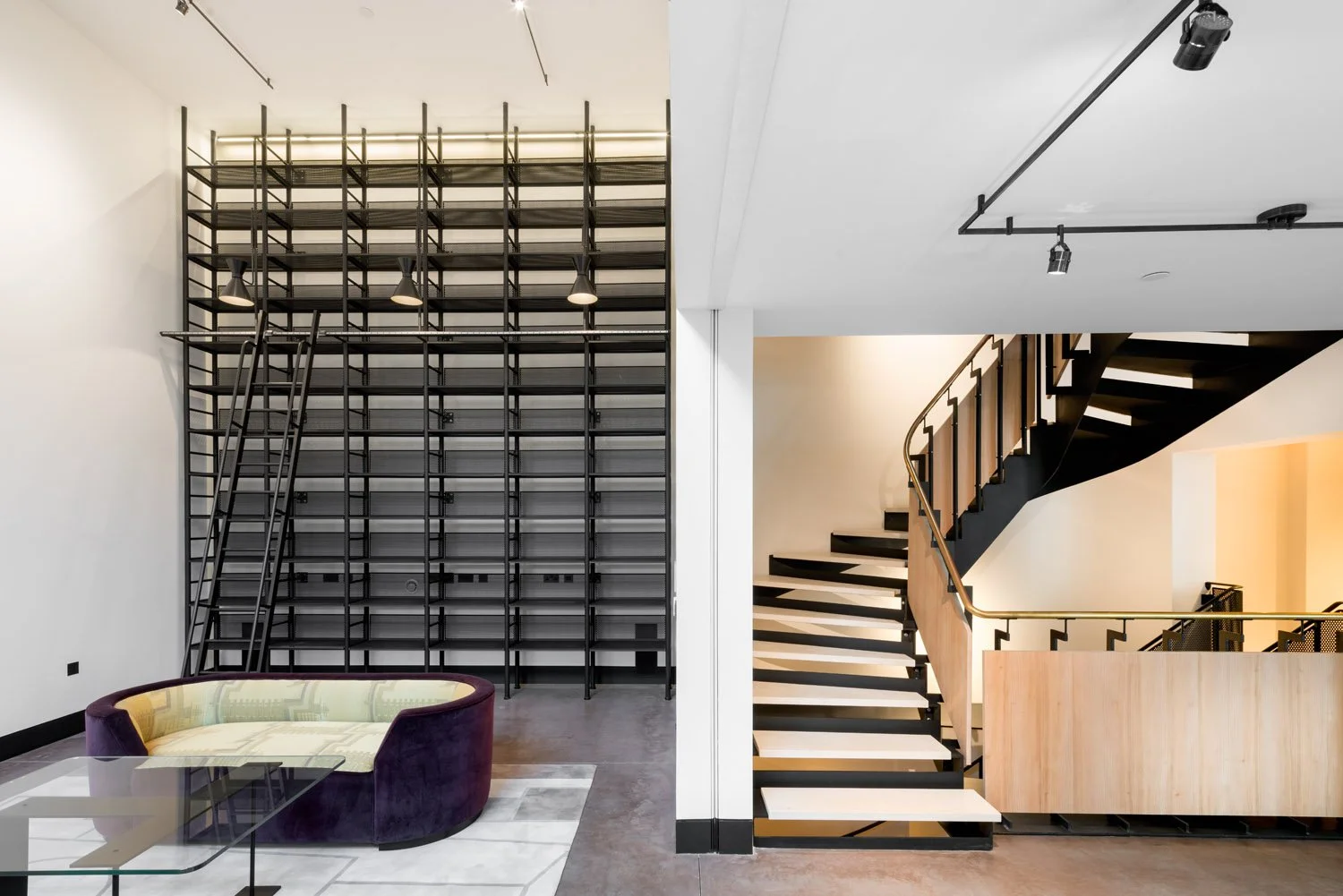  Explore Eglon House, a luxury modernist home in Primrose Hill, London. Inspired by the Maison de Verre, this architectural masterpiece was once the home of Tim Burton. Discover its industrial design, rich history, and ties to celebrity culture. 