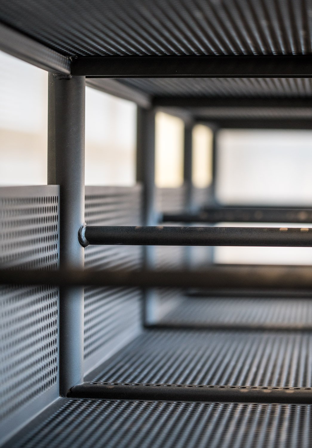  Explore Eglon House, a luxury modernist home in Primrose Hill, London. Inspired by the Maison de Verre, this architectural masterpiece was once the home of Tim Burton. Discover its industrial design, rich history, and ties to celebrity culture. 