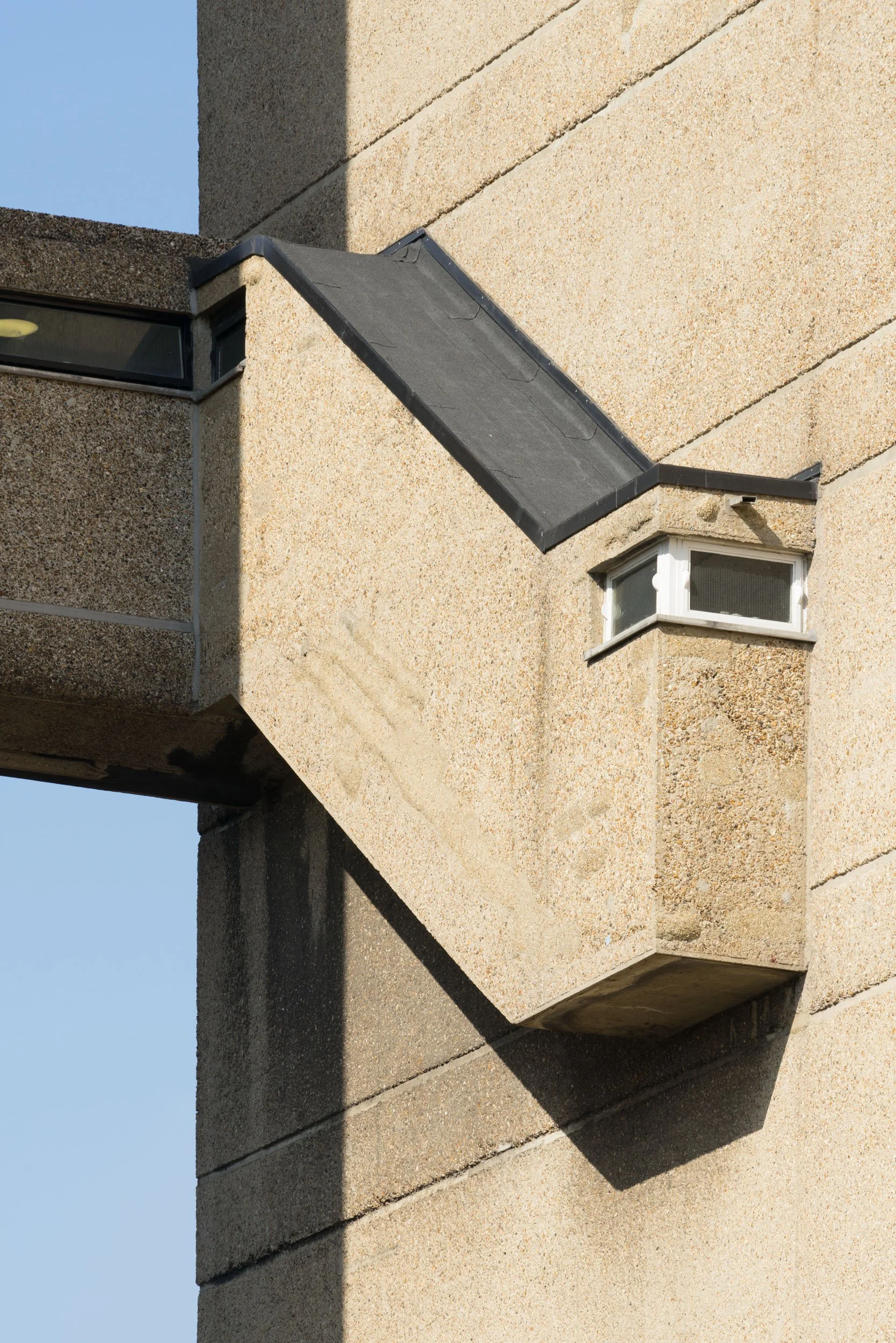 architectural-photography-balfron-tower-brutalist-erno-goldfinger-london-31.jpg