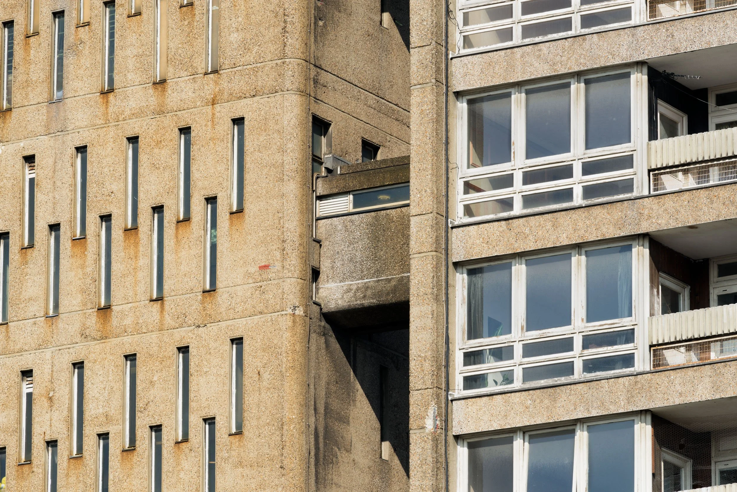 architectural-photography-balfron-tower-brutalist-erno-goldfinger-london-35.jpg