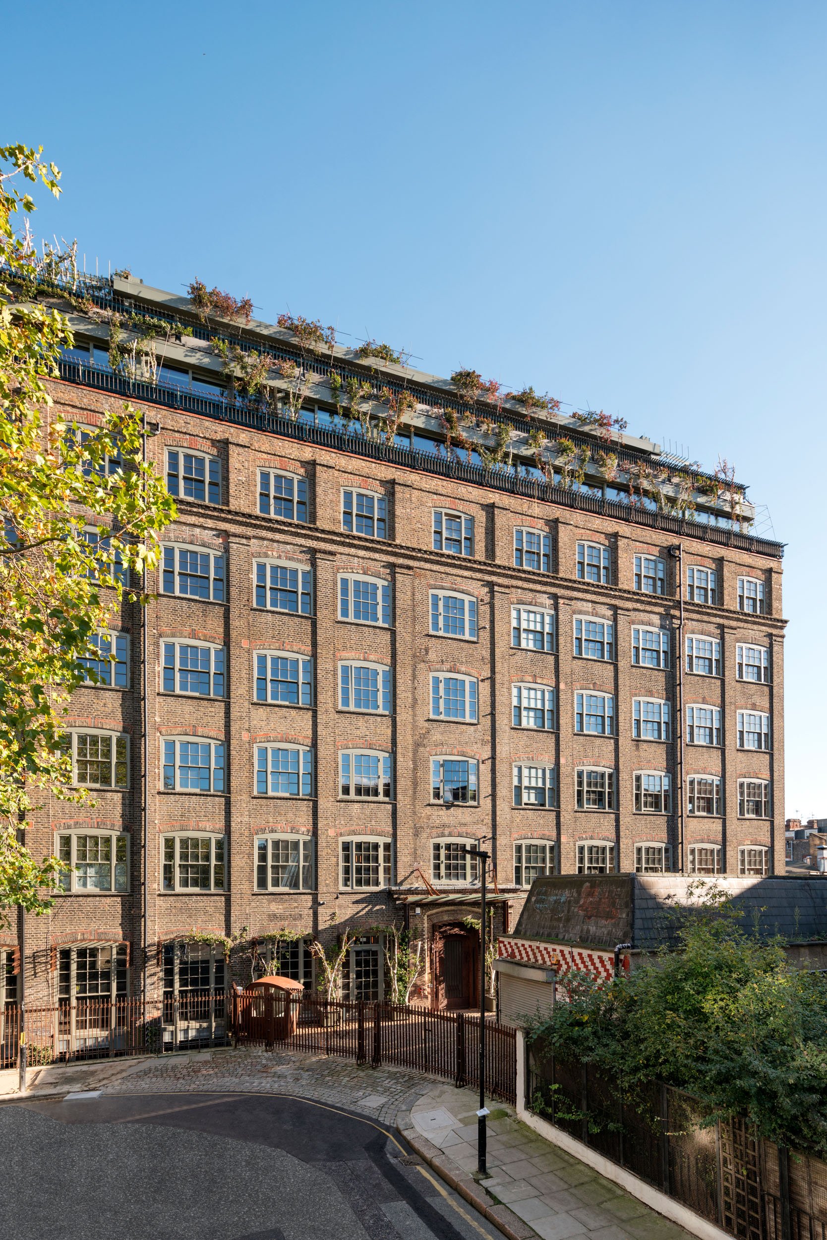 architectural-photography-chappell-lofts-exterior-camden-nw1-london-01.jpg