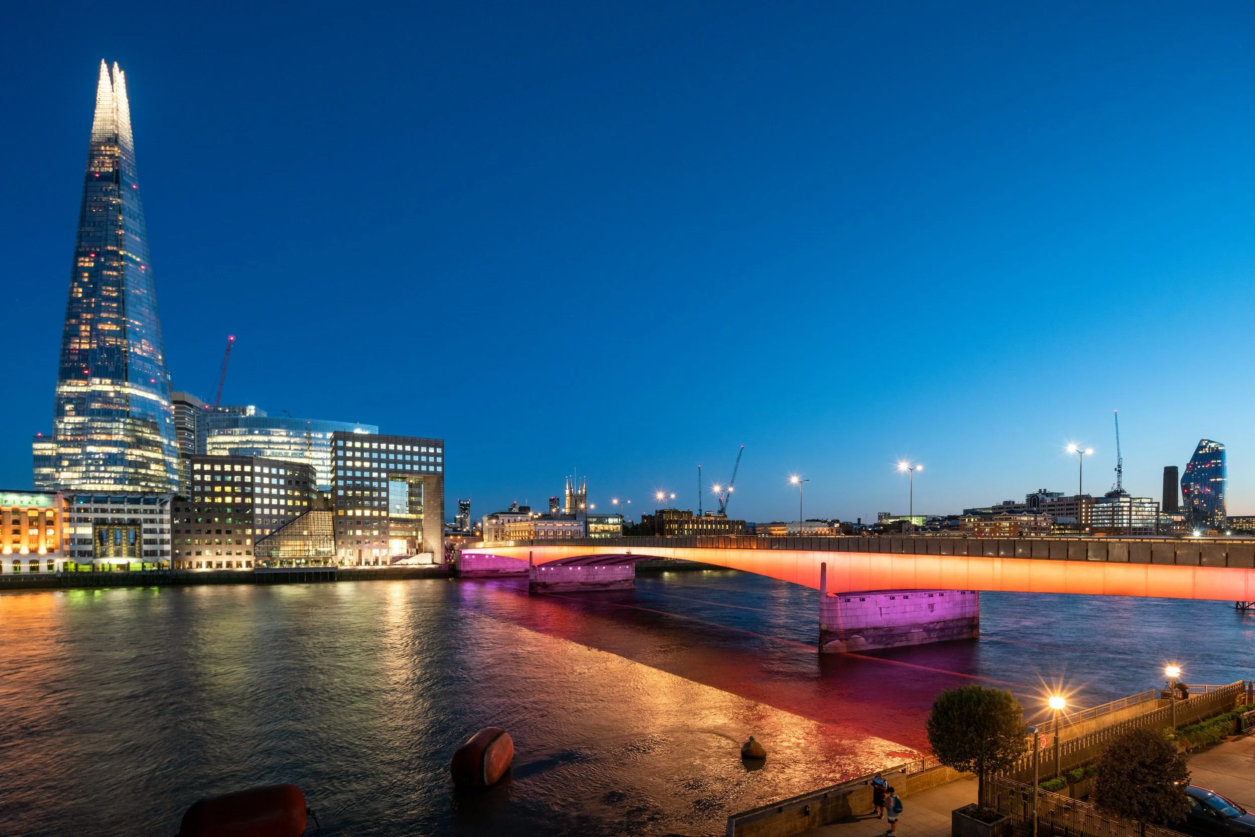 illuminated-river-bridges-of-london-dusk-photography-33.jpg