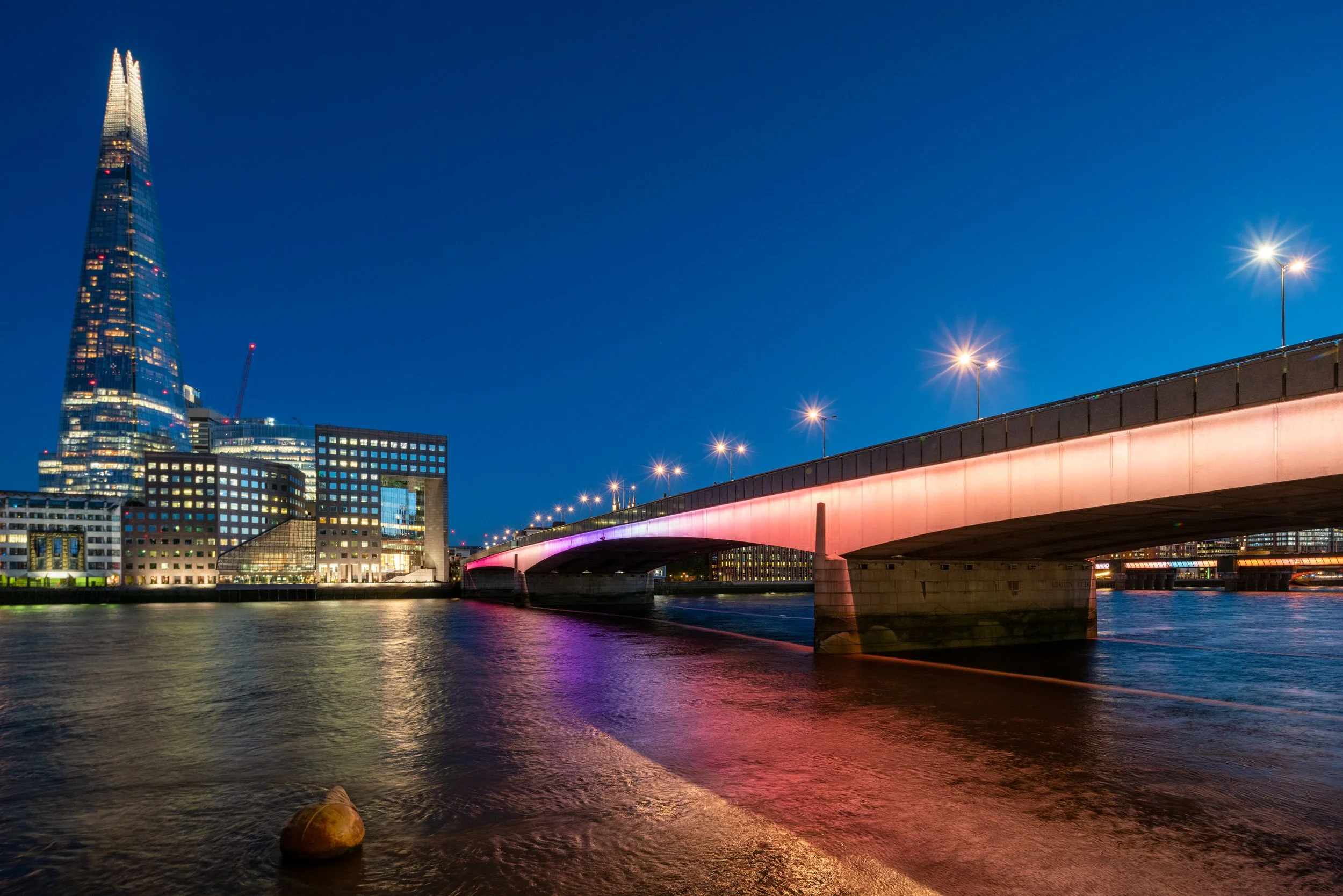 illuminated-river-bridges-of-london-dusk-photography-34.jpg