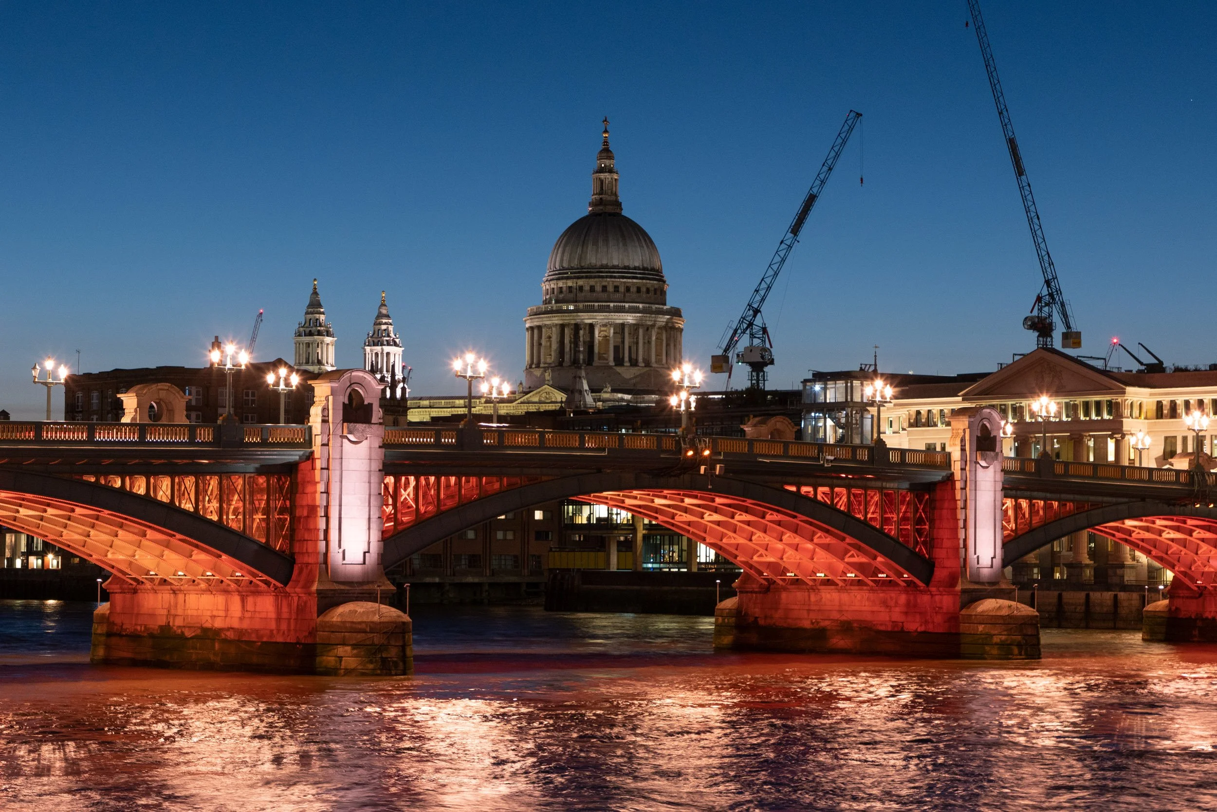 illuminated-river-bridges-of-london-dusk-photography-37.jpg