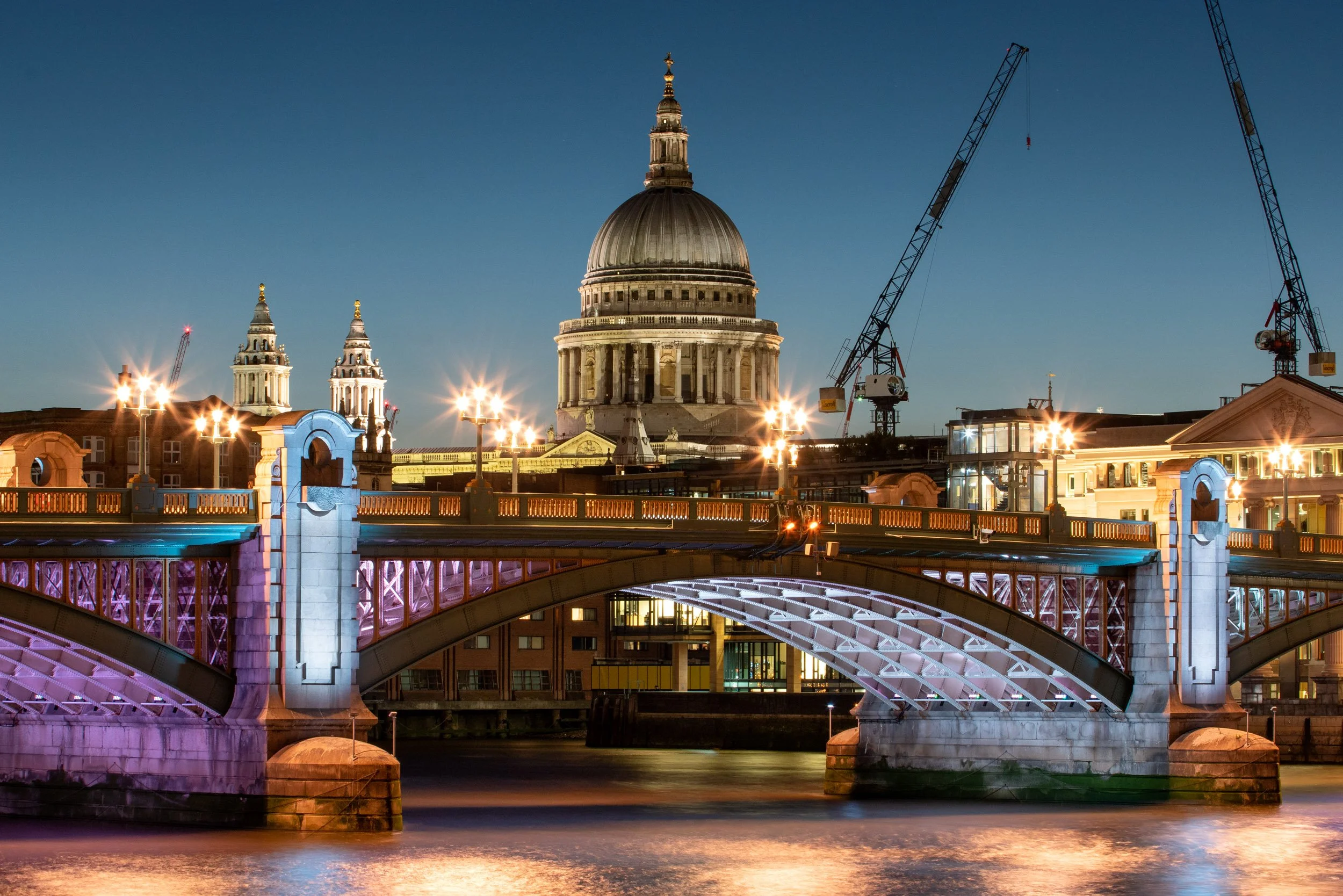illuminated-river-bridges-of-london-dusk-photography-39.jpg