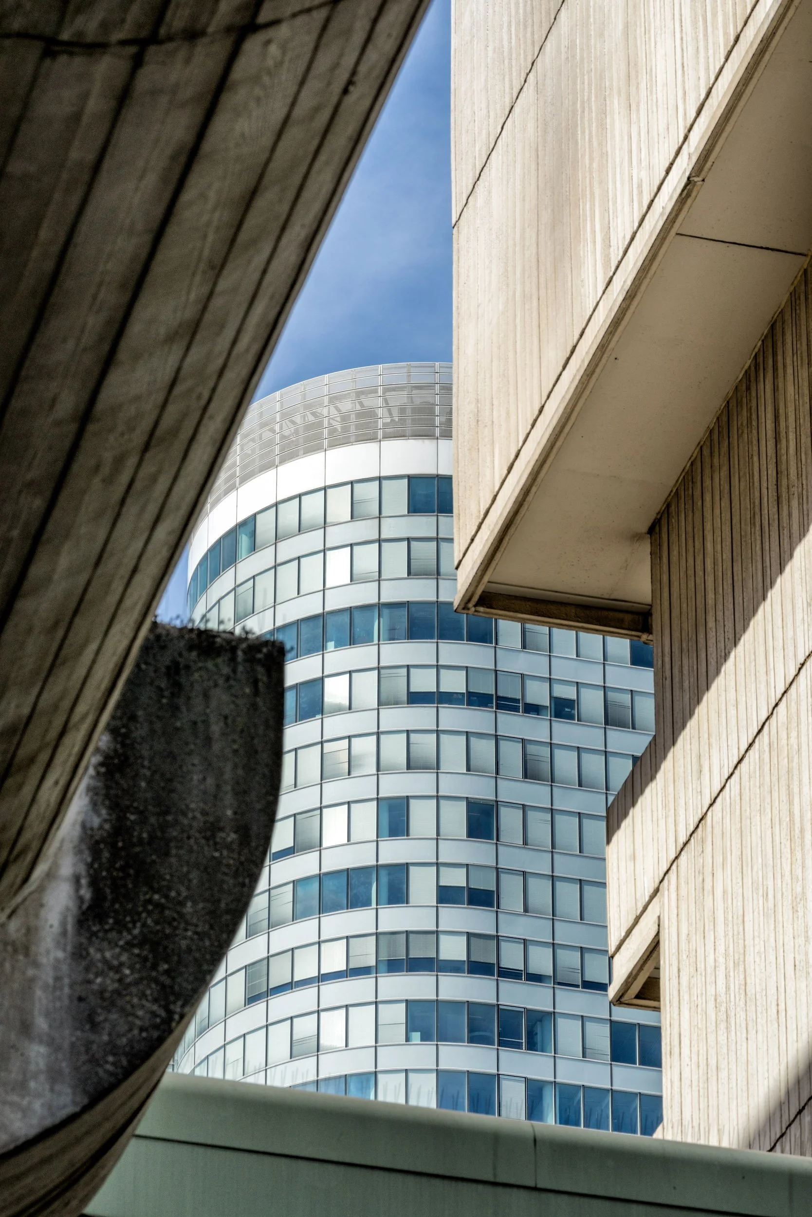 la-defense-business-district-paris-architectural-photography-063.jpg