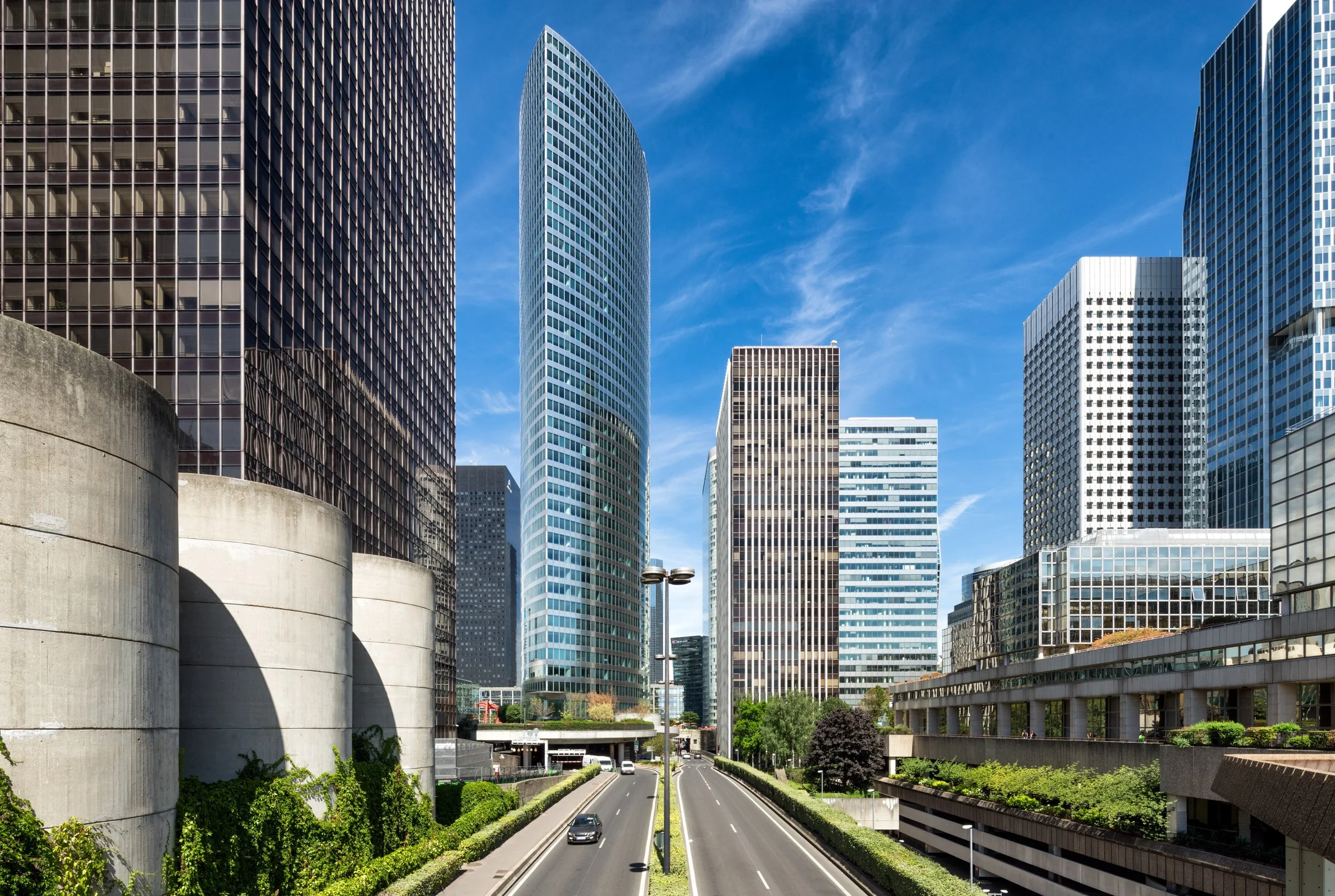 la-defense-business-district-paris-architectural-photography-071.jpg