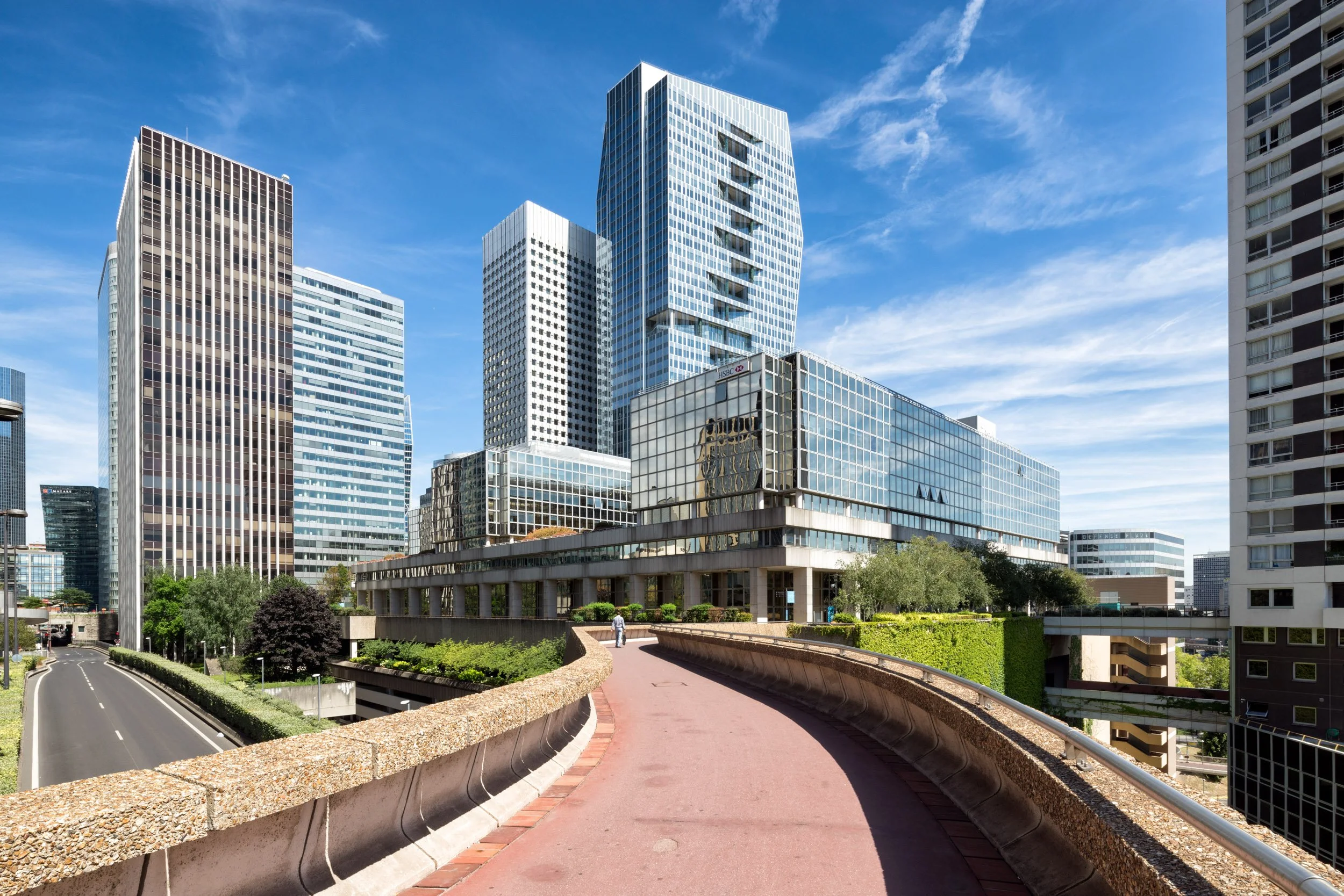 la-defense-business-district-paris-architectural-photography-073.jpg