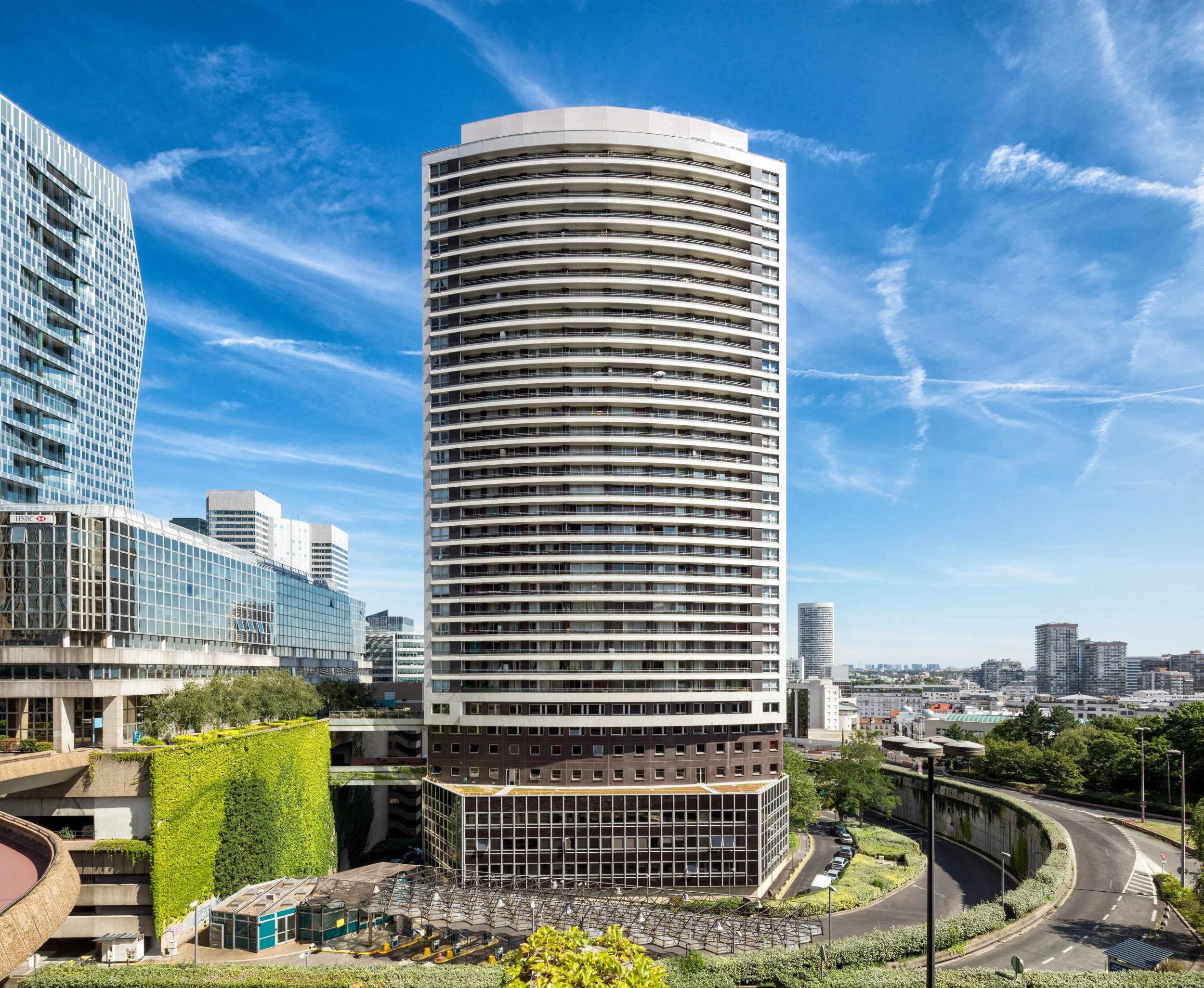 la-defense-business-district-paris-architectural-photography-081.jpg