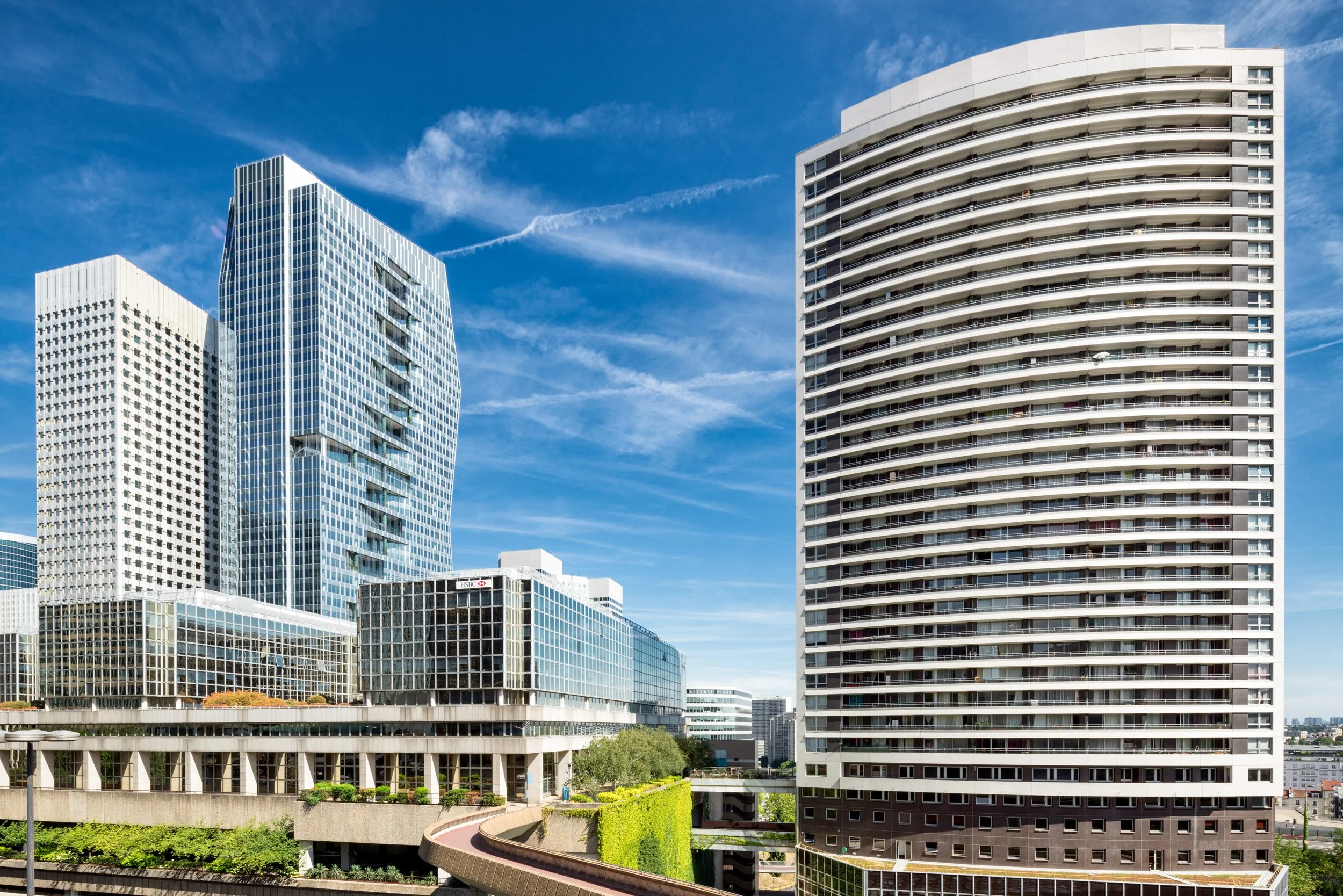 la-defense-business-district-paris-architectural-photography-084.jpg